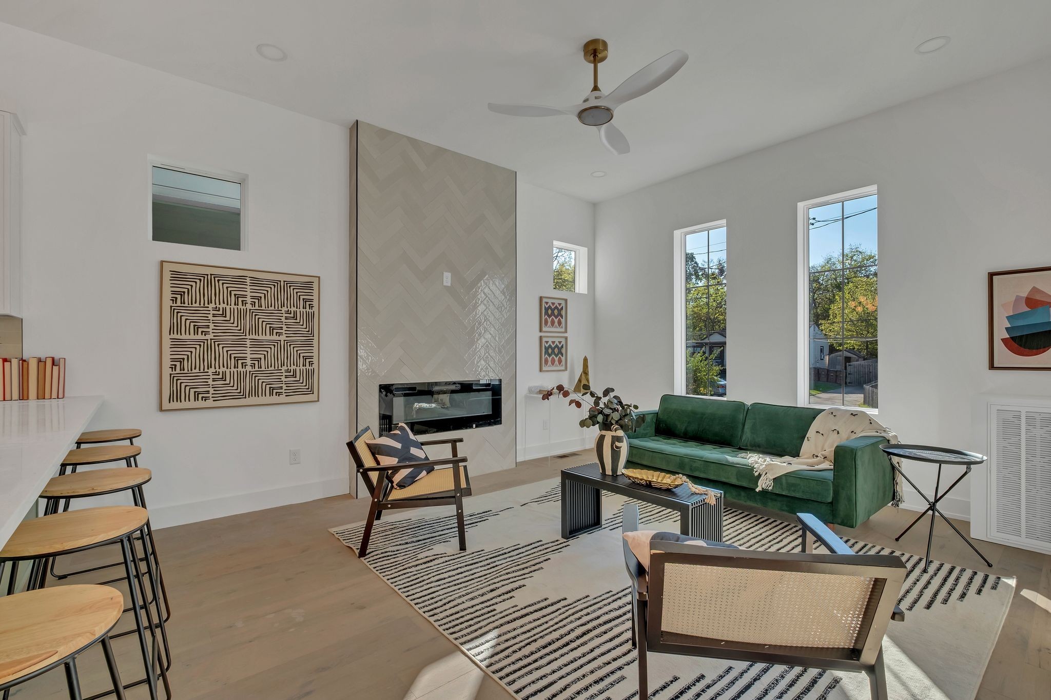 2917B Morningside Dr