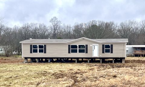 110 S C St Hillsboro TN 37342