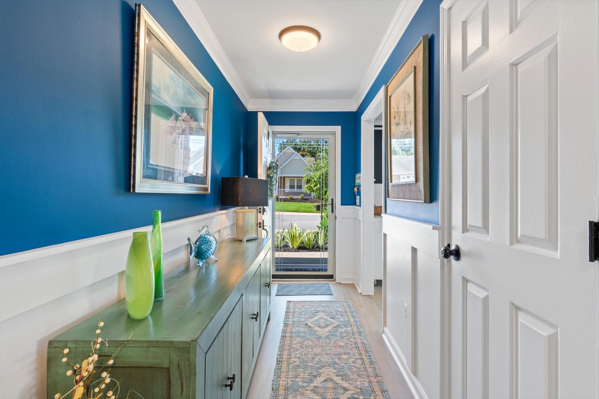 725 Forest Glen Cir