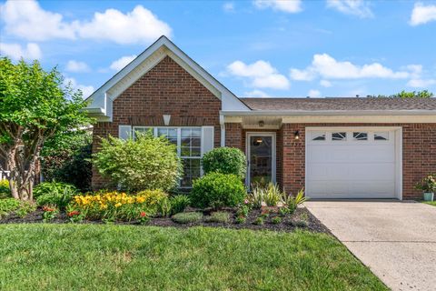 725 Forest Glen Cir Murfreesboro TN 37128