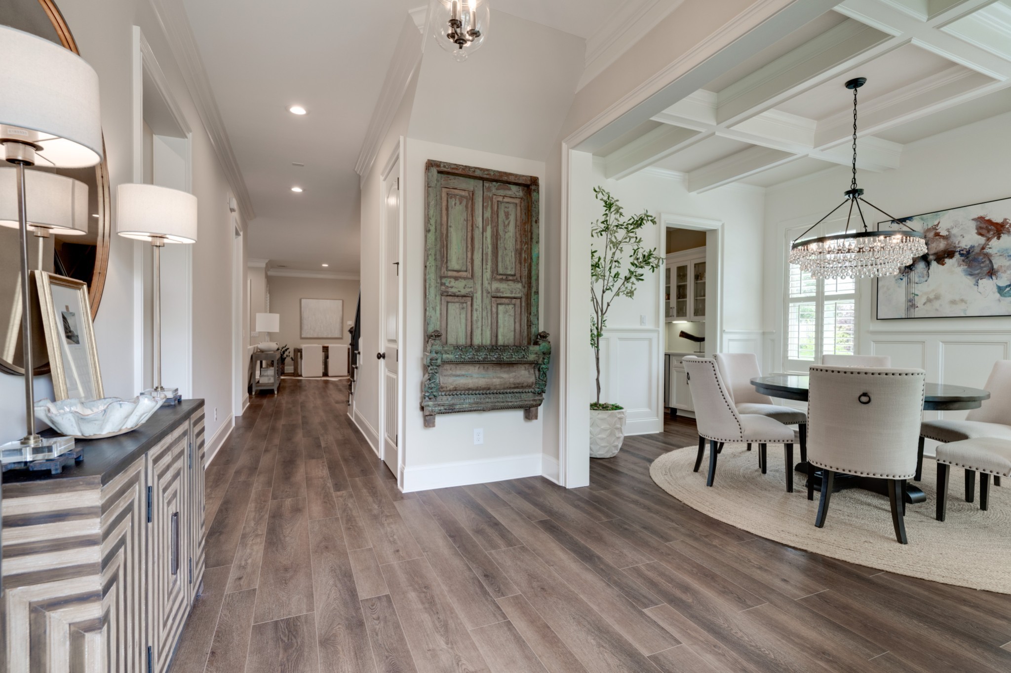 1660 Noah Ln