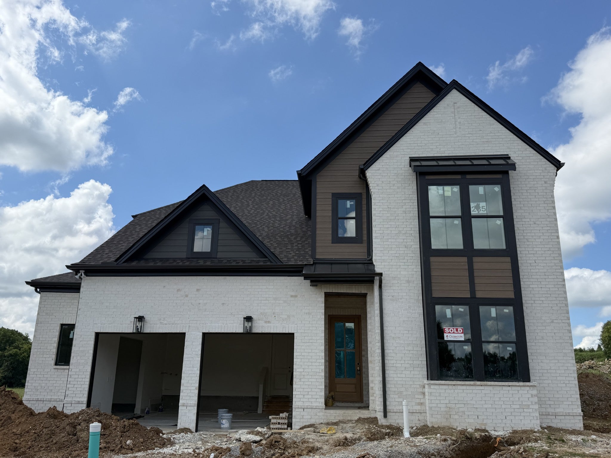 5-bed listing at 2085 Riley Park Dr, Franklin