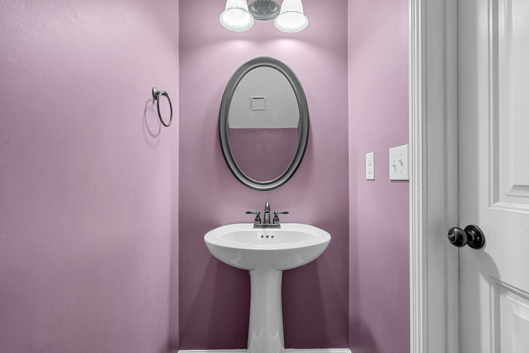 Clarksville, Tennessee 37040, United States, 4 Bedrooms Bedrooms, ,3 BathroomsBathrooms,Residential,Active,162705