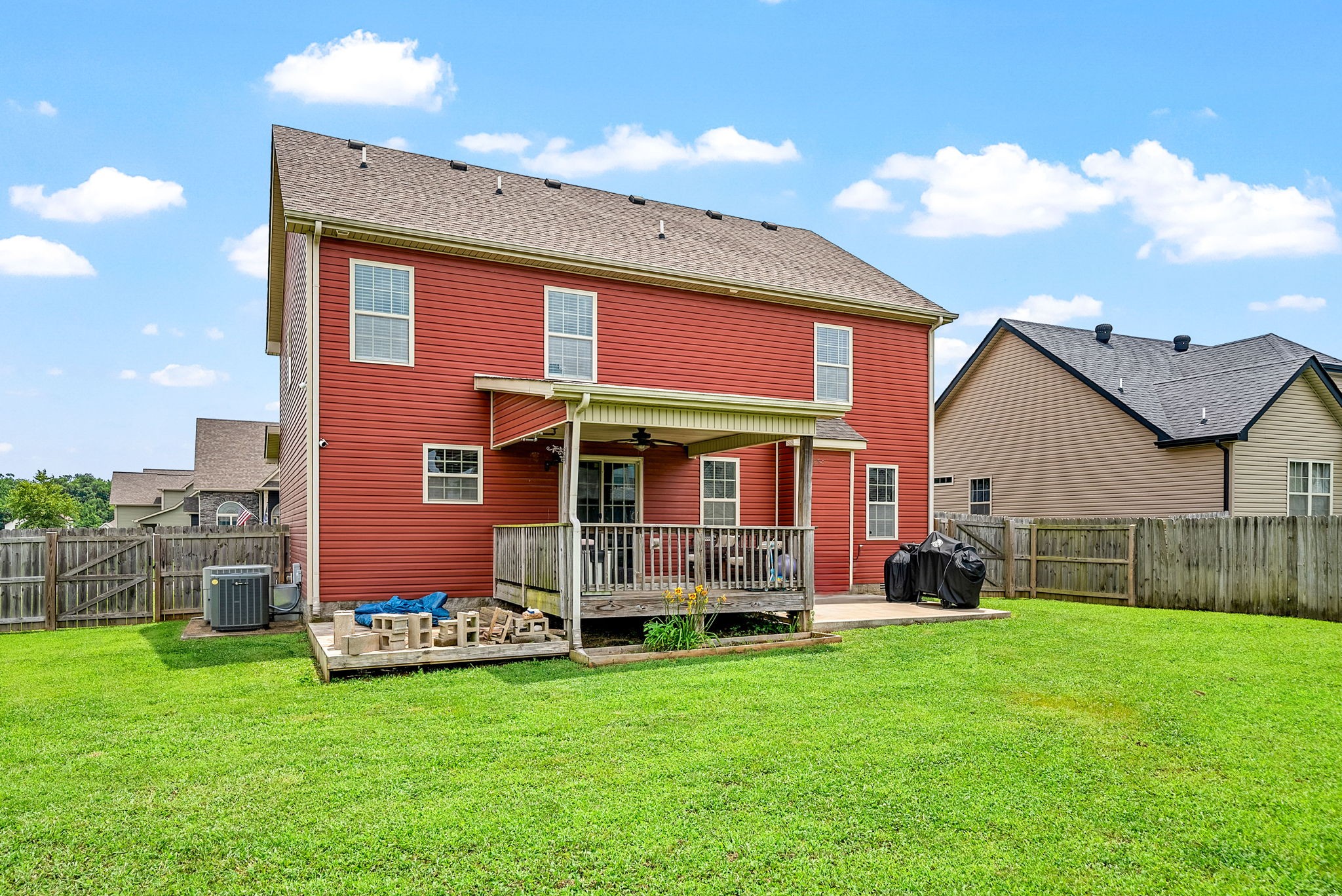 Clarksville, Tennessee 37040, United States, 4 Bedrooms Bedrooms, ,3 BathroomsBathrooms,Residential,Active,162705