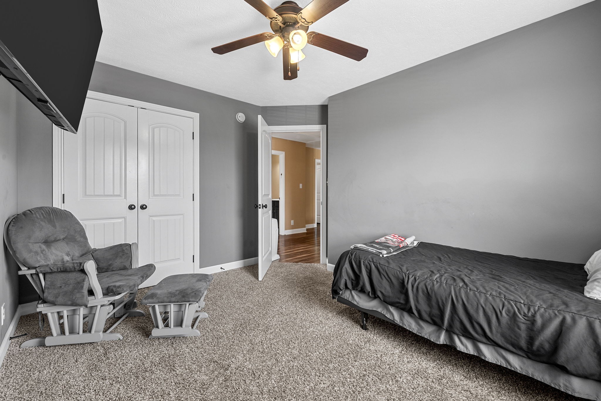 Clarksville, Tennessee 37040, United States, 4 Bedrooms Bedrooms, ,3 BathroomsBathrooms,Residential,Active,162705