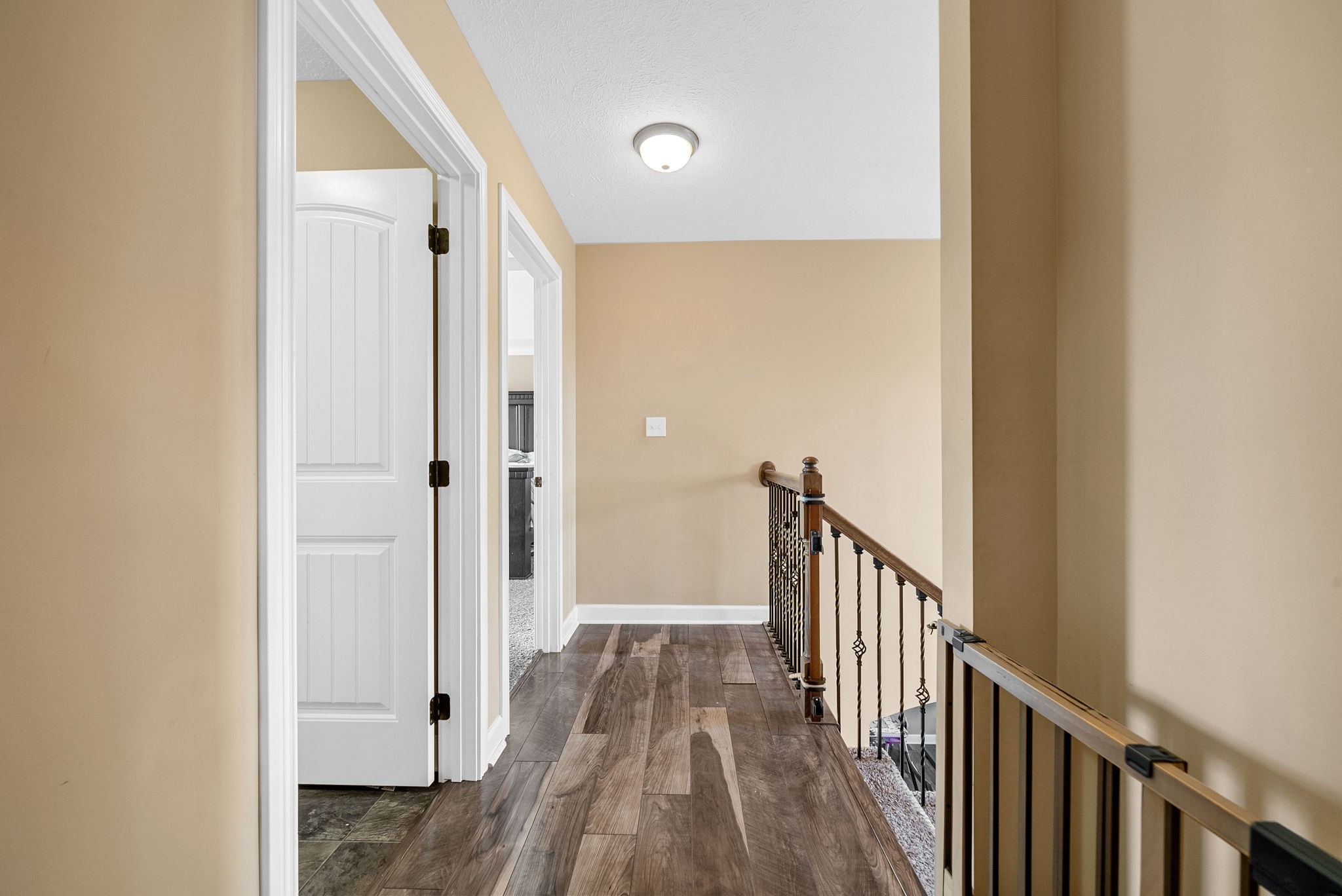 Clarksville, Tennessee 37040, United States, 4 Bedrooms Bedrooms, ,3 BathroomsBathrooms,Residential,Active,162705