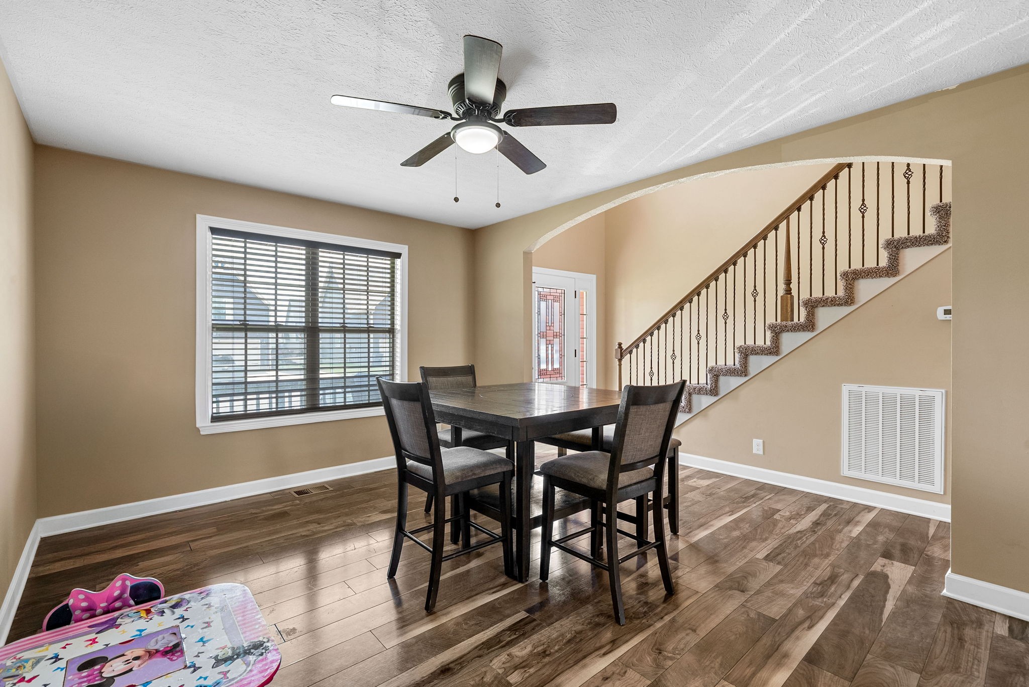 Clarksville, Tennessee 37040, United States, 4 Bedrooms Bedrooms, ,3 BathroomsBathrooms,Residential,Active,162705