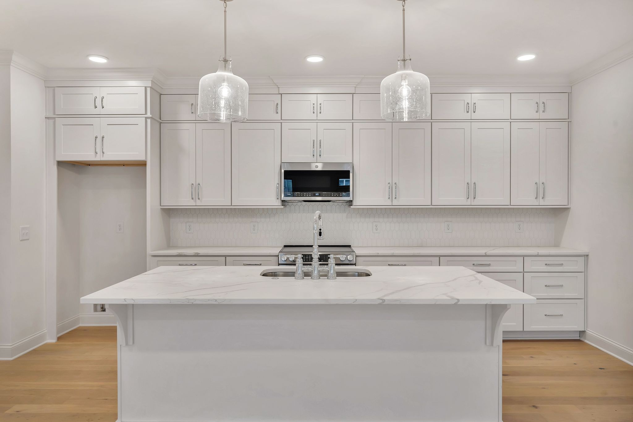 2002 Gildridge Dr 203