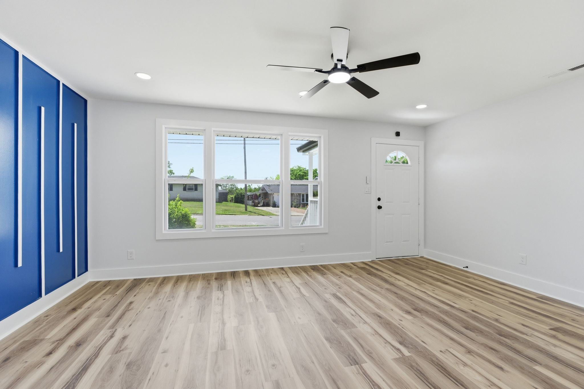 3313 Leondale Ter N