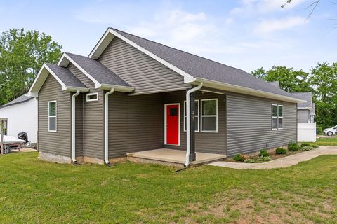 201 Hayes Street Smithville TN 37166