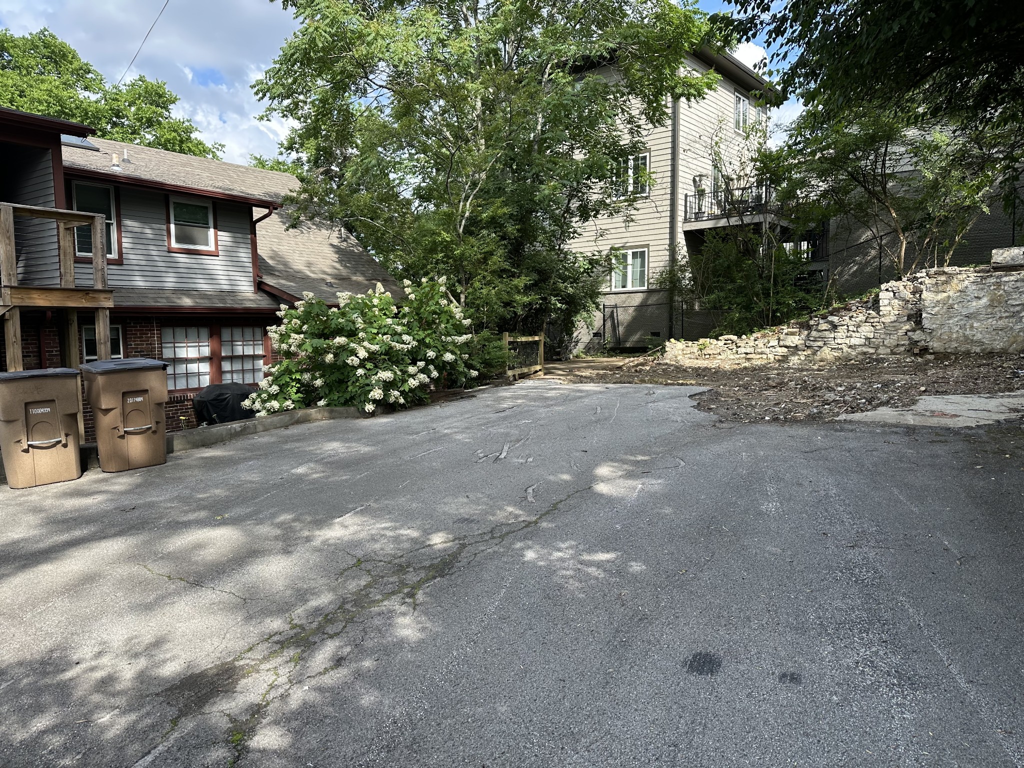 3201 Orleans Dr