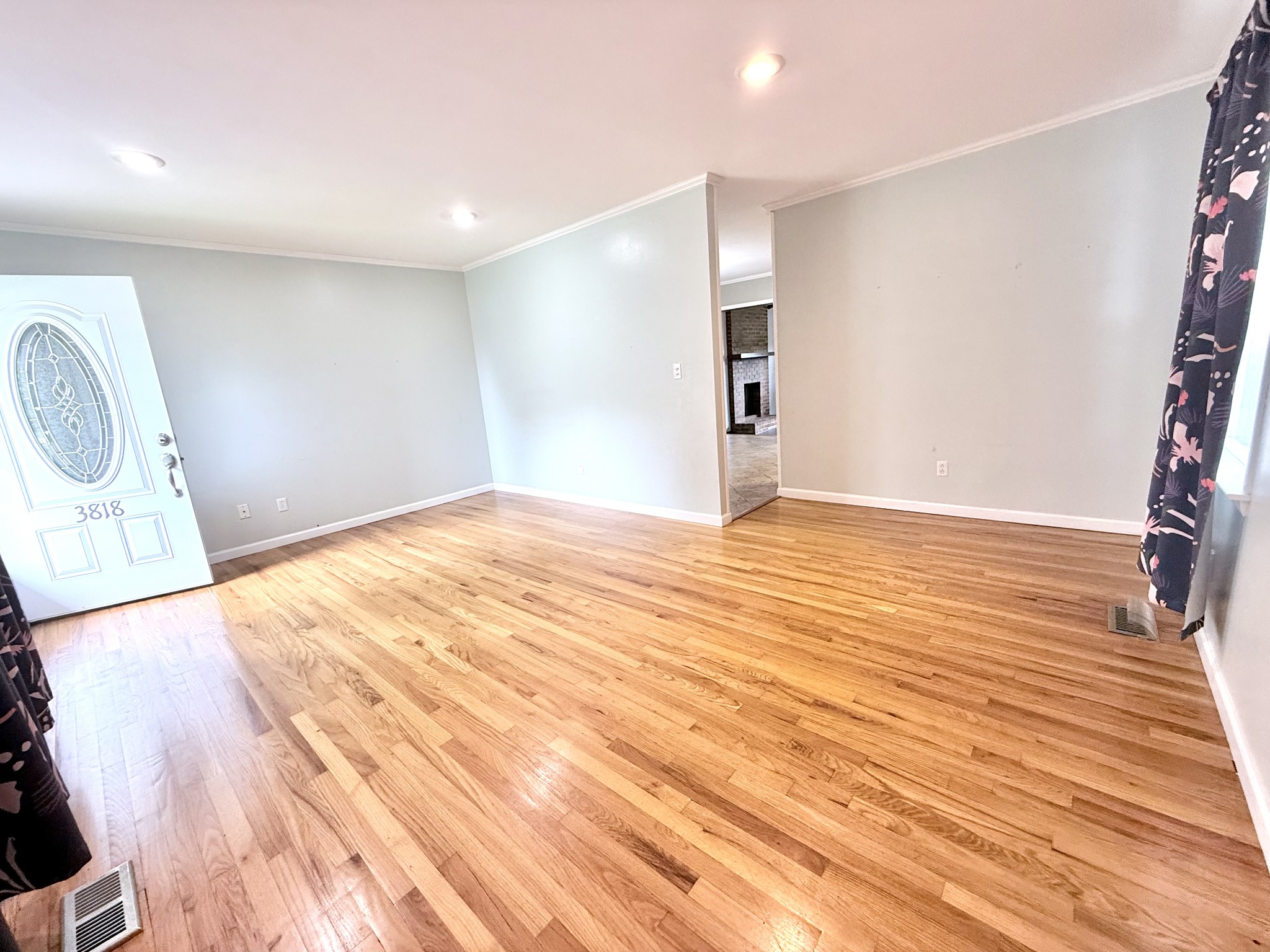 3818 Nassau Cir