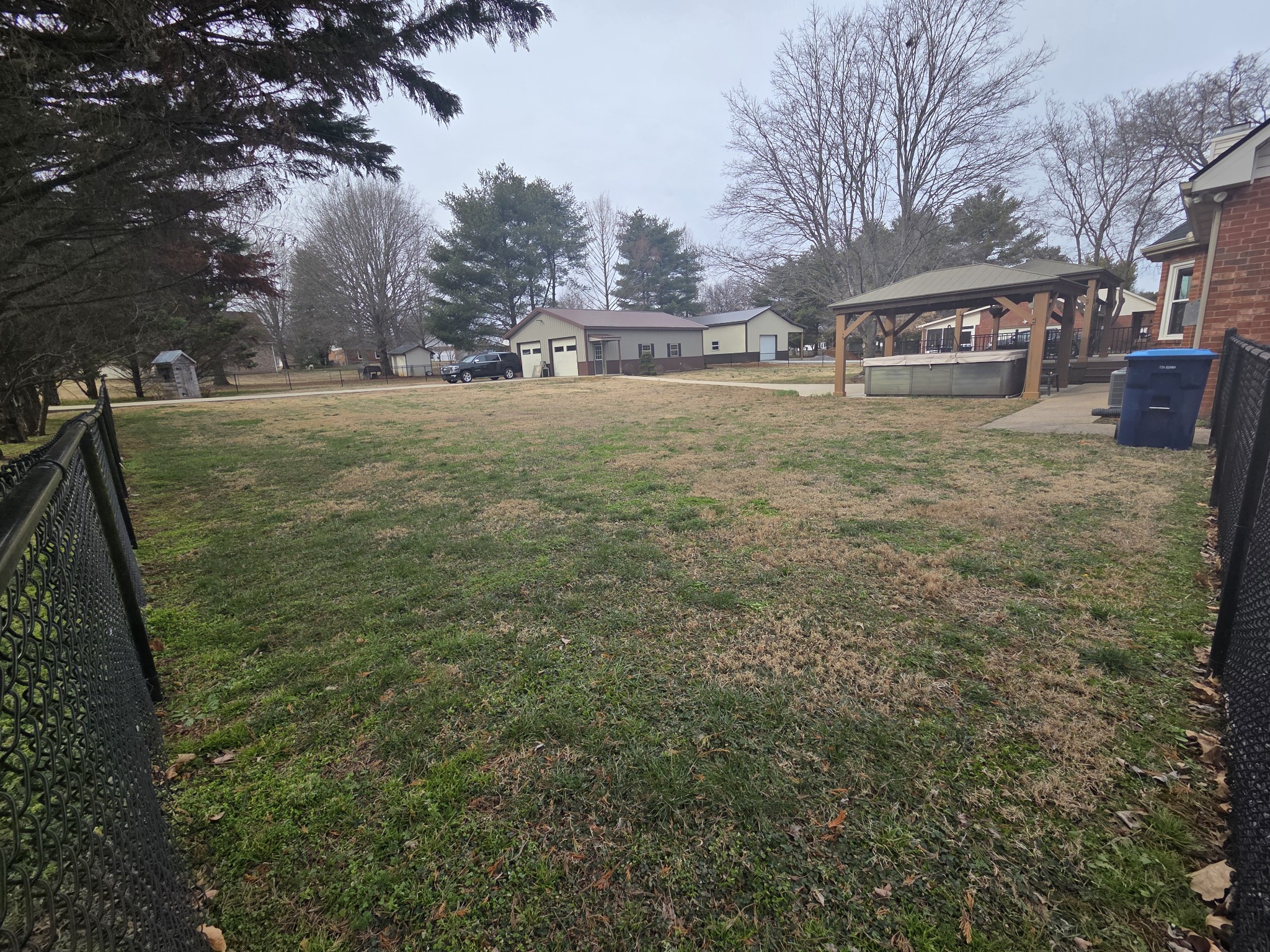 1976 Orchard Park Dr