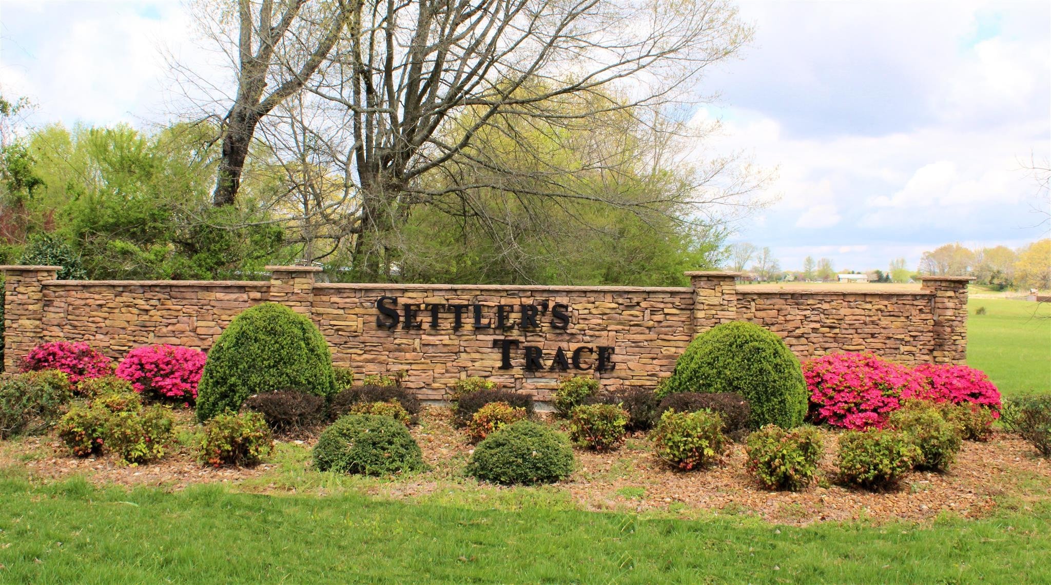 10 Settlers Trace