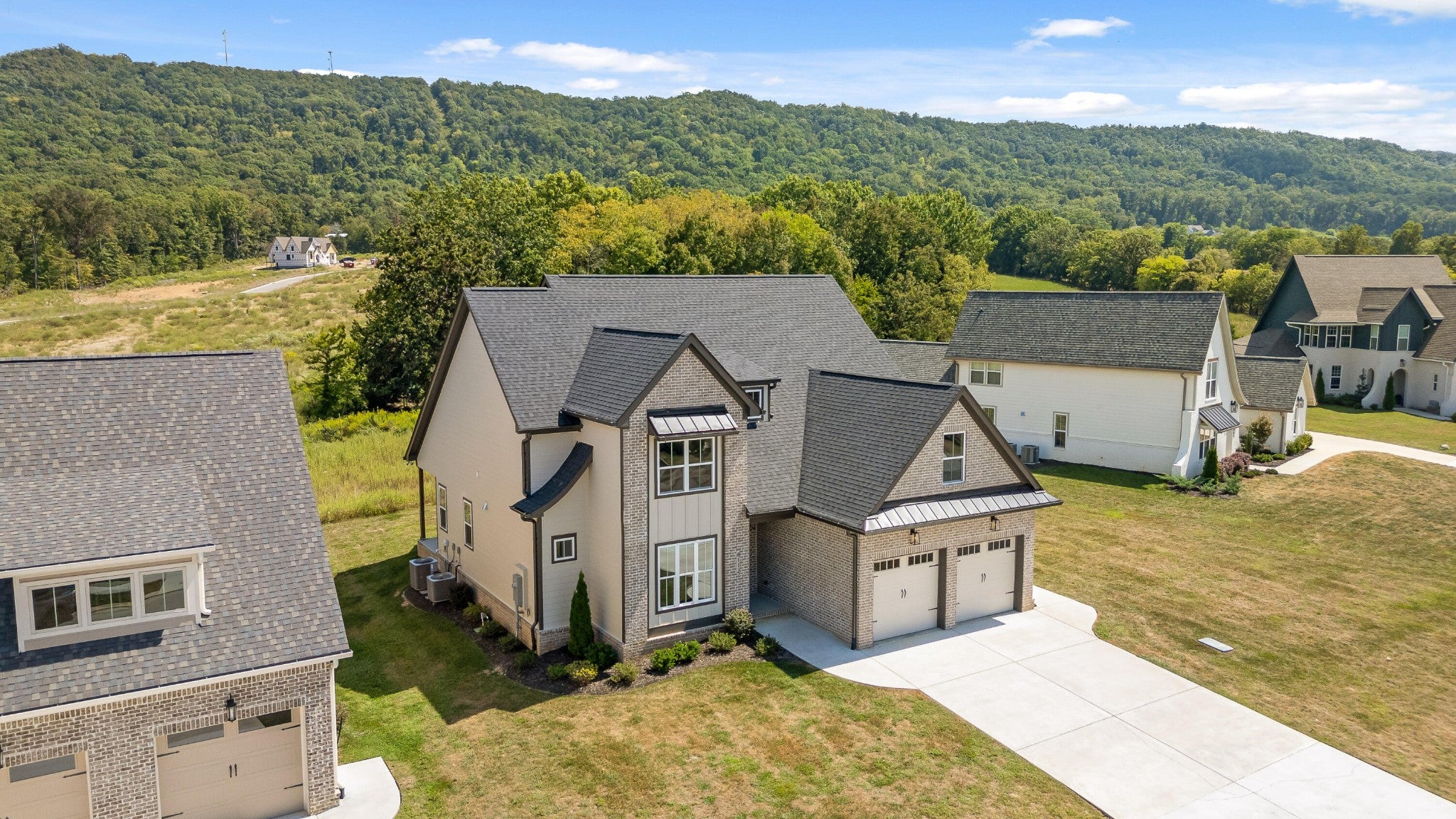 8112 Sir Oliphant Way
