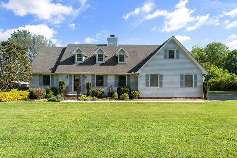 121 Twin Marys Dr Tullahoma TN 37388