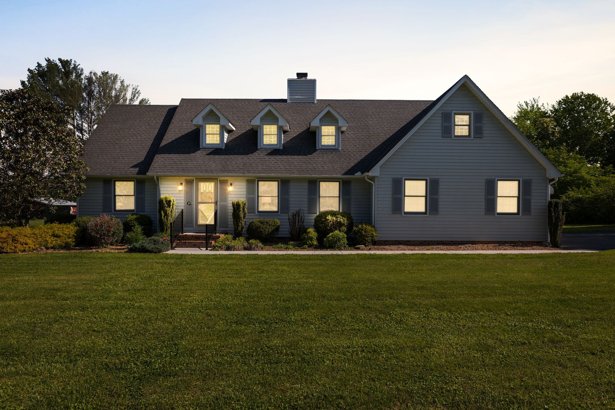121 Twin Marys Dr