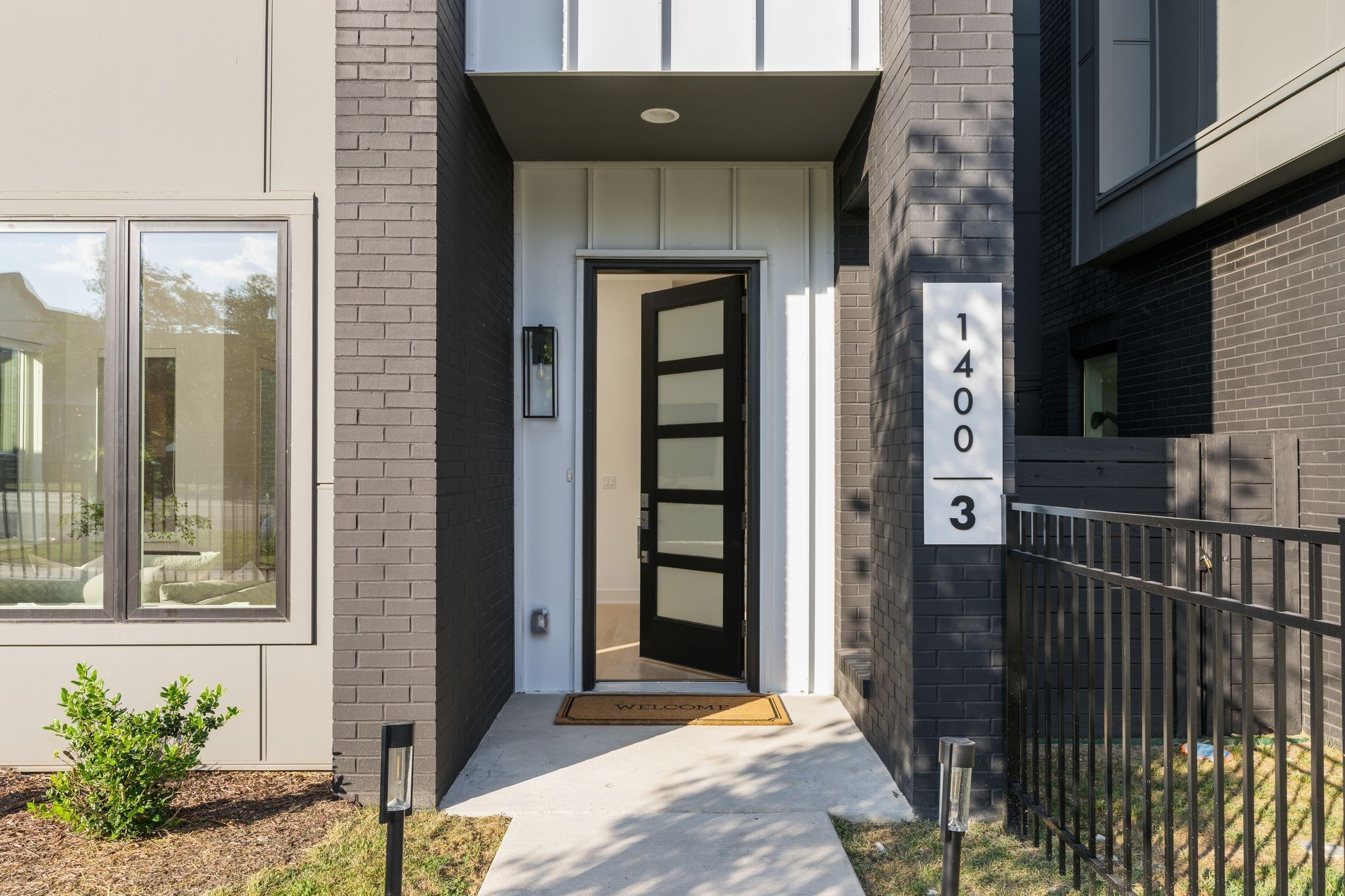 1400 Arthur Ave 3