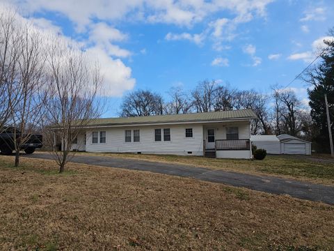 Photo of 210 Twin Oaks Rd, Mc Minnville, TN 37110 (MLS # 3124548)