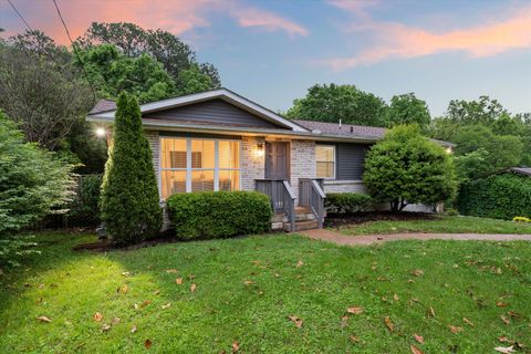1312 Winthorne Dr Nashville TN 37217