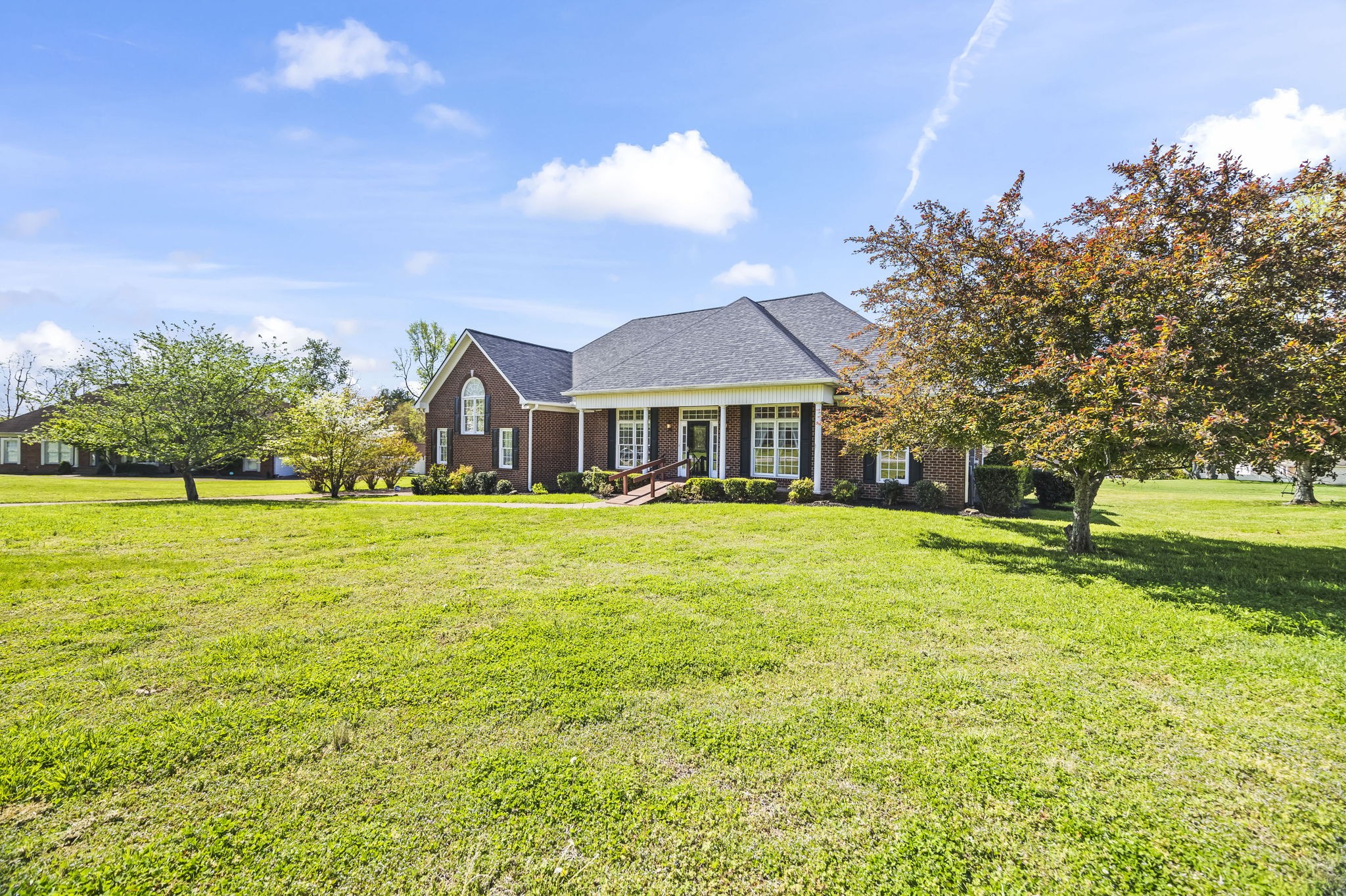 2102 Donna Kaye Ct