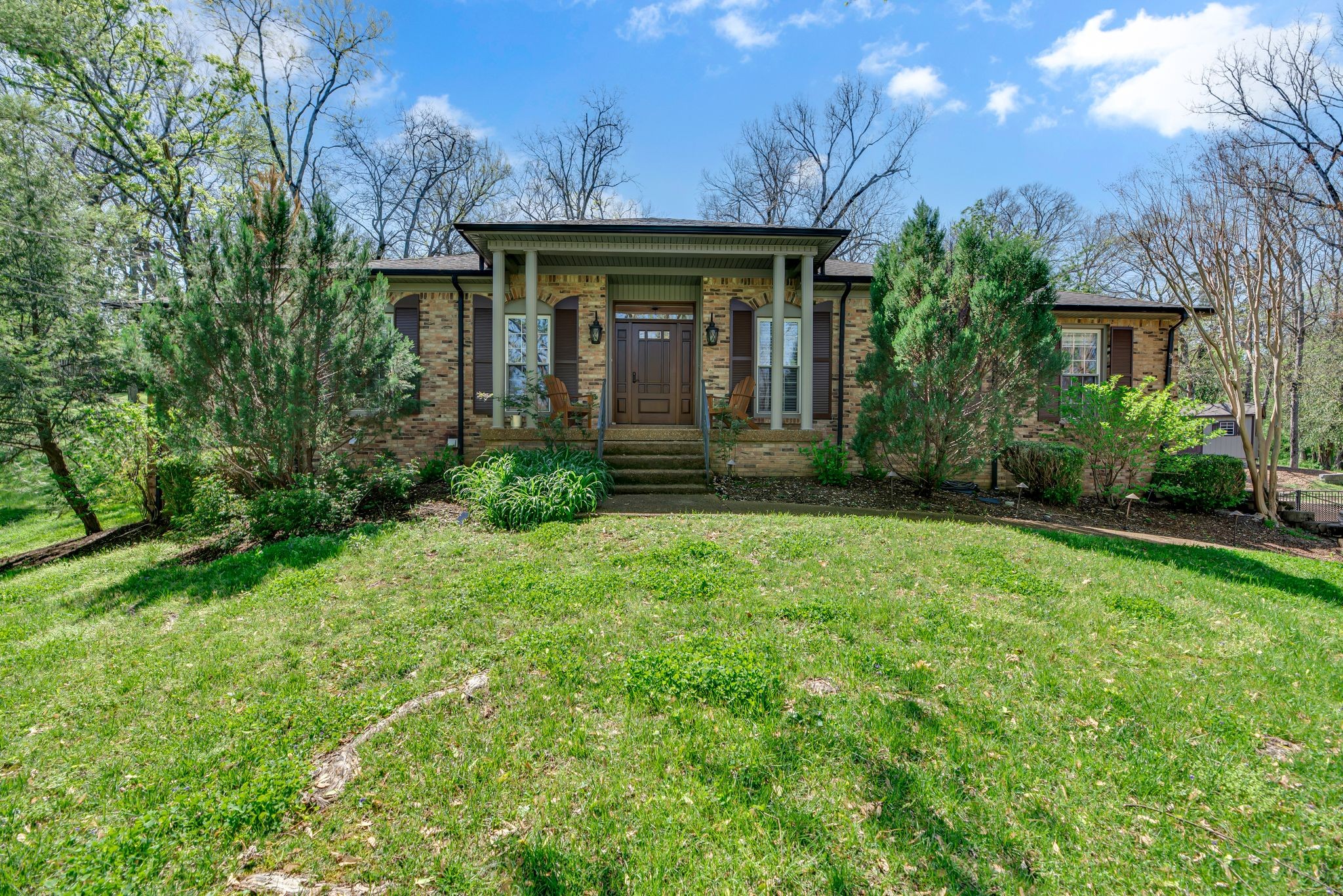 6112 Frontier Ct