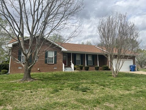655 Renee Ct, Clarksville, TN 37043 - MLS#: 2810278