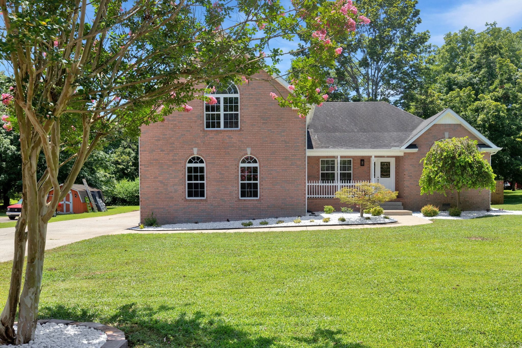 112 Lakewood Cir