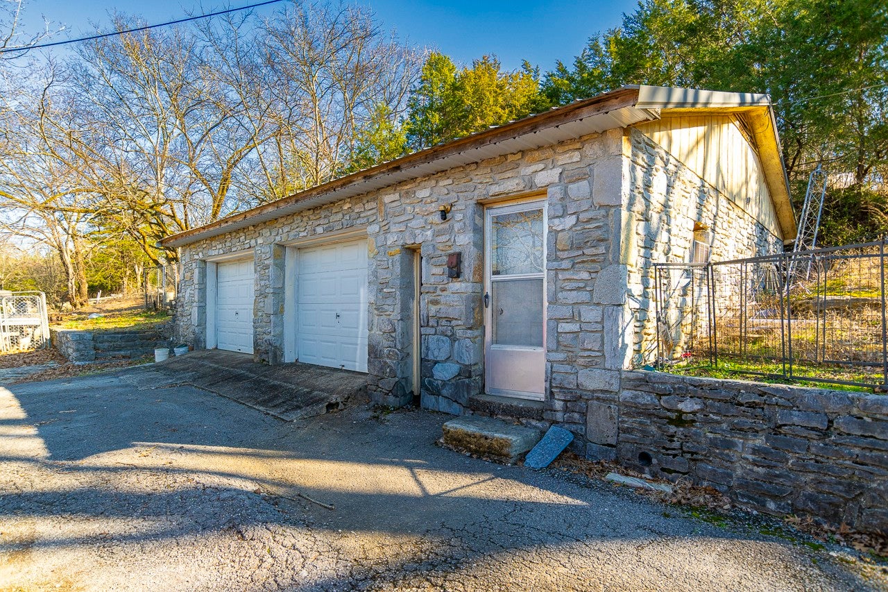 267 Shelbyville Hwy
