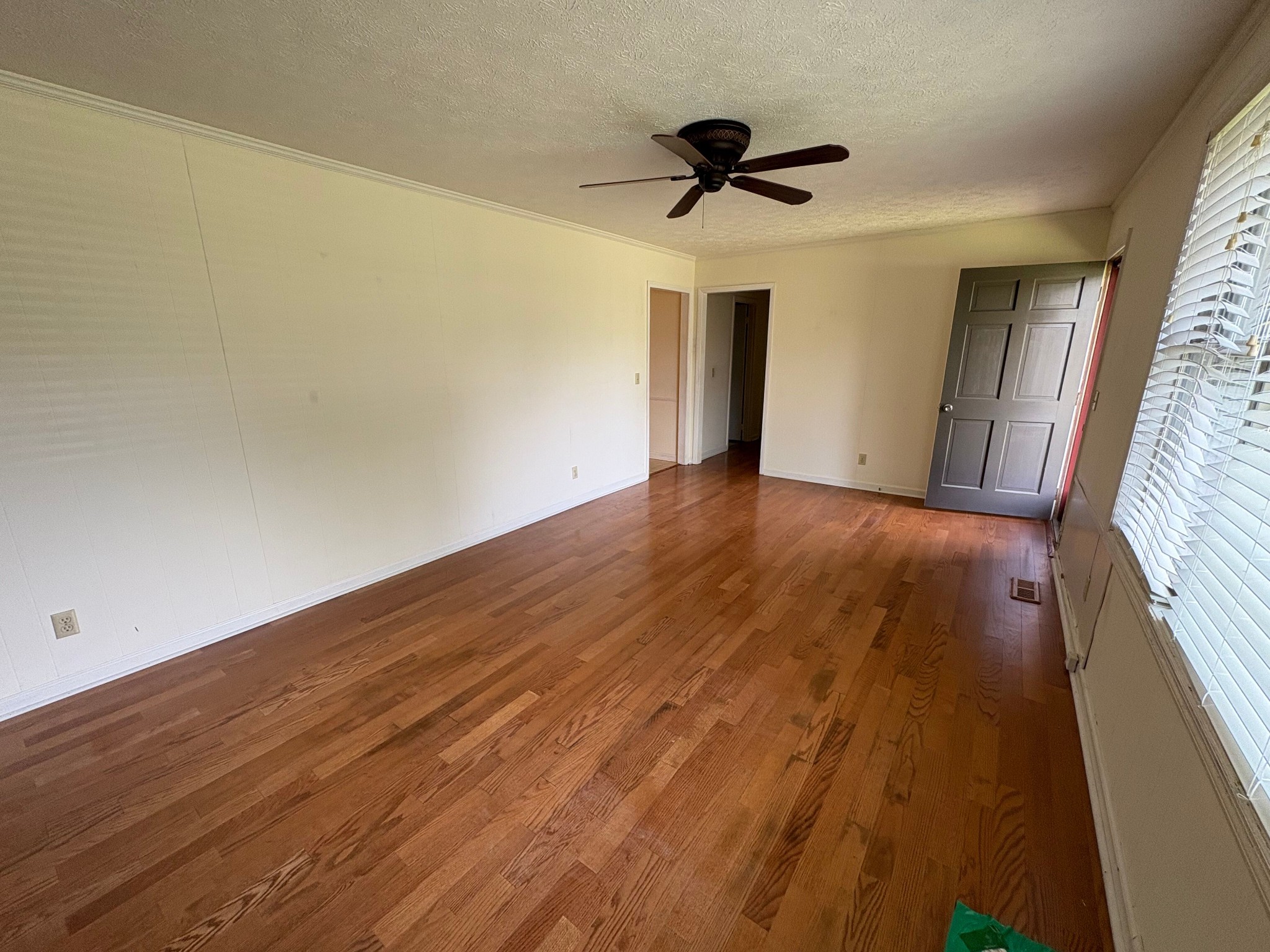 1225 Timberwood Dr