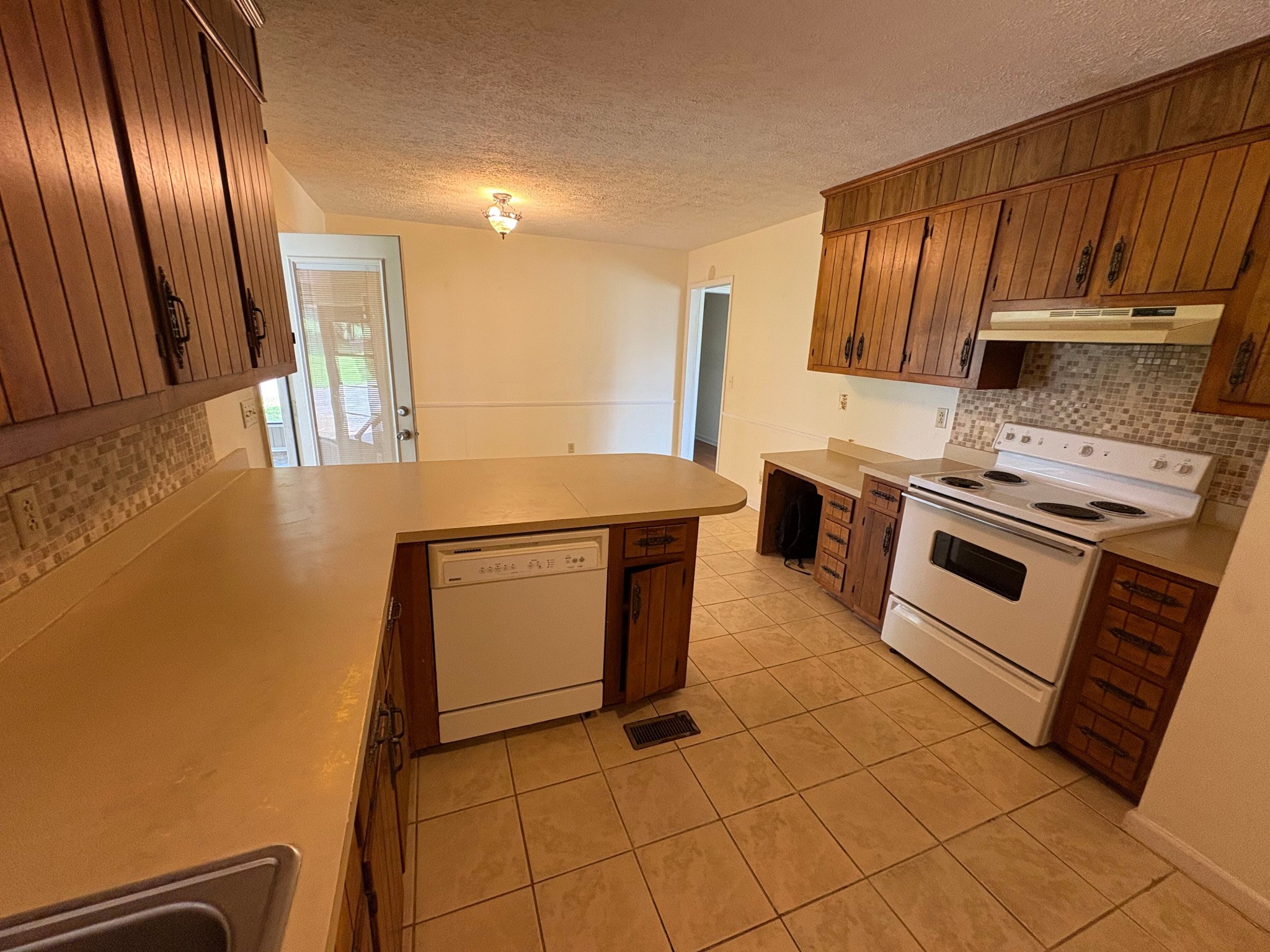 1225 Timberwood Dr