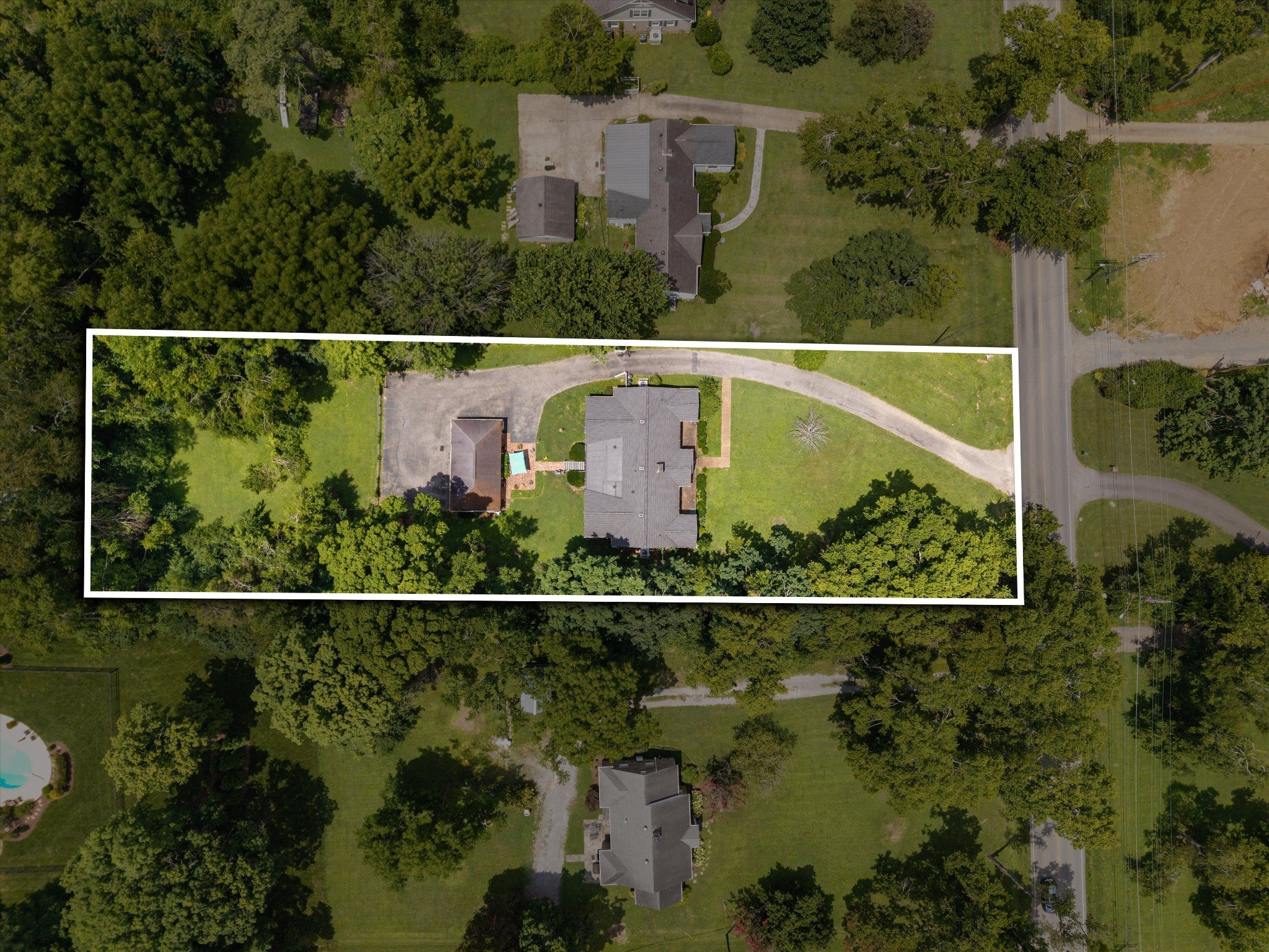 923 Battery Ln