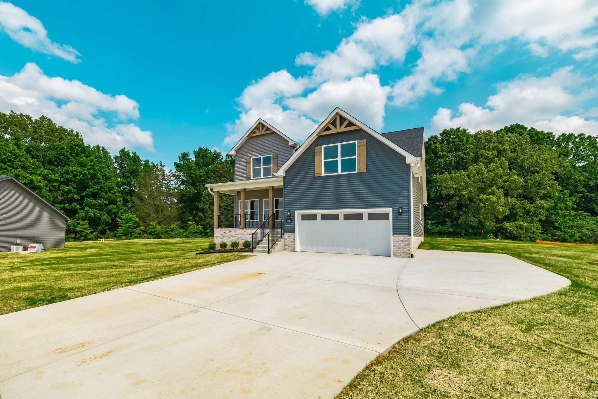 4007 Hereford Dr