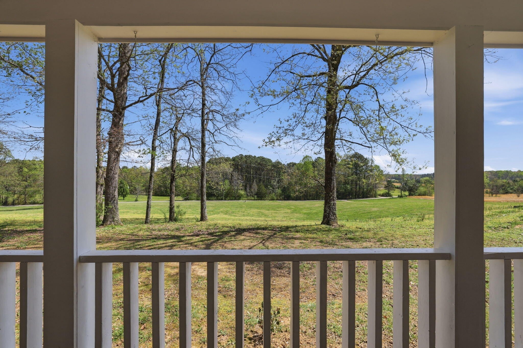 662 Red Hill Valley Road SE