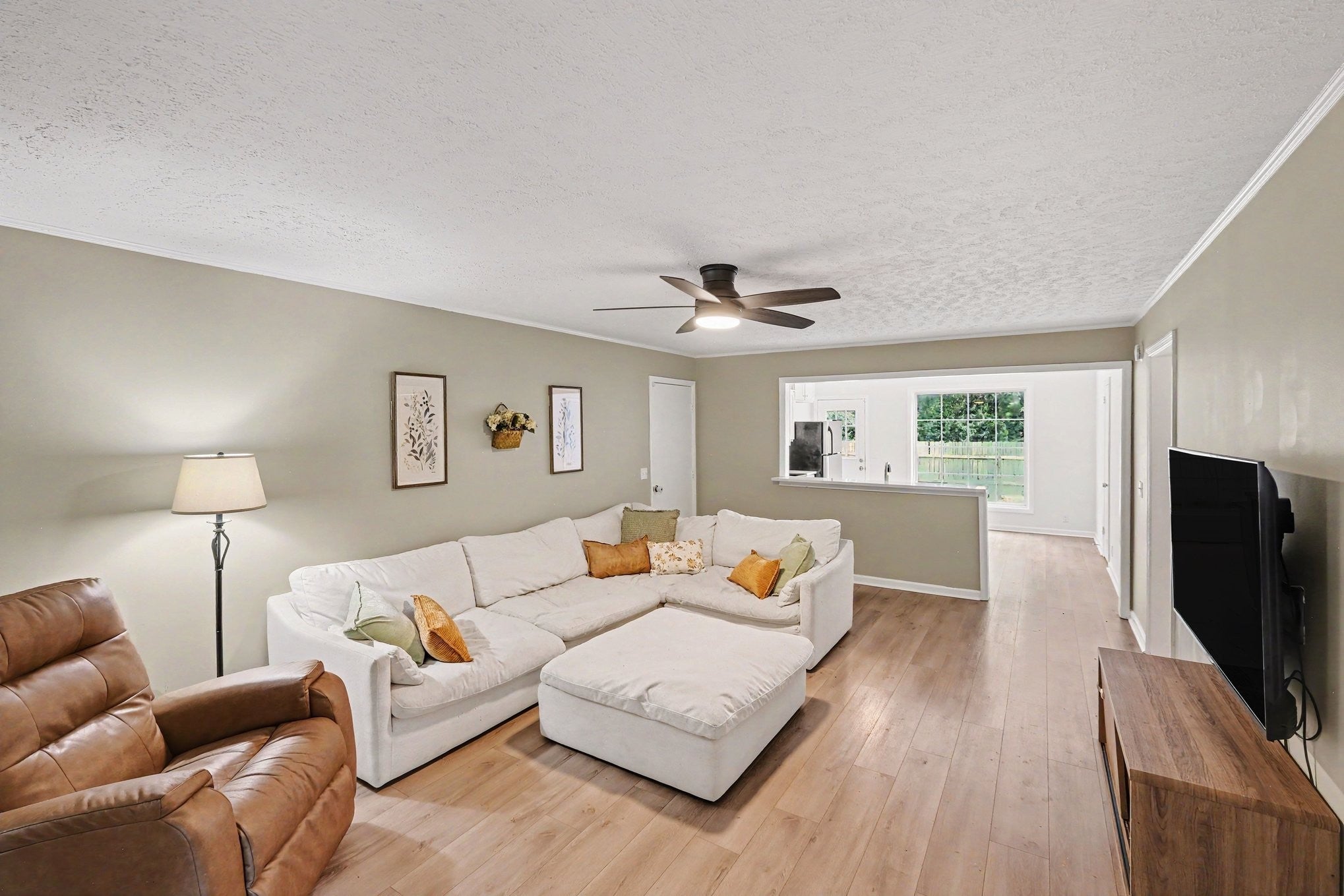 1918 Redbud Ct