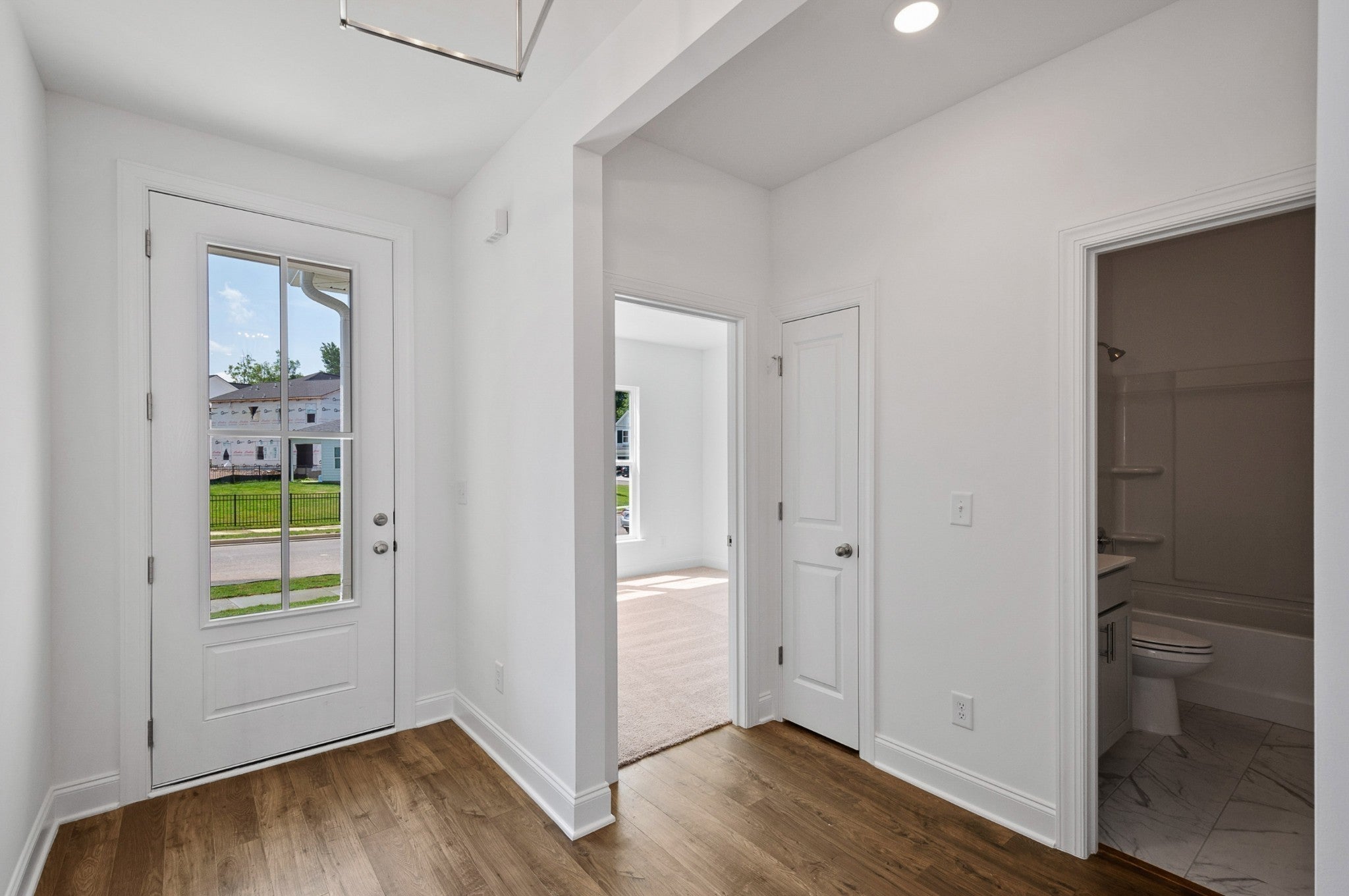 123 Riverview Run