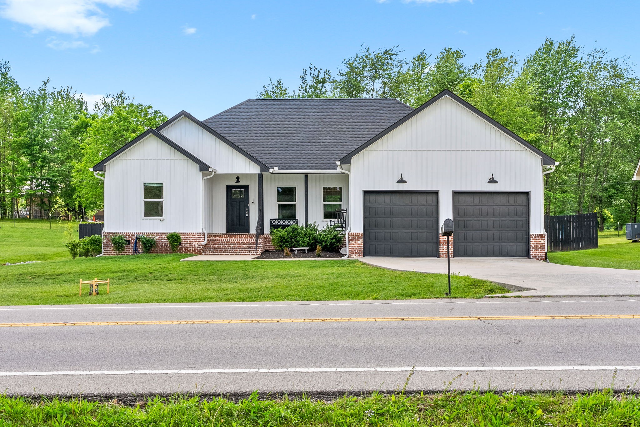 7143 Highway 41A