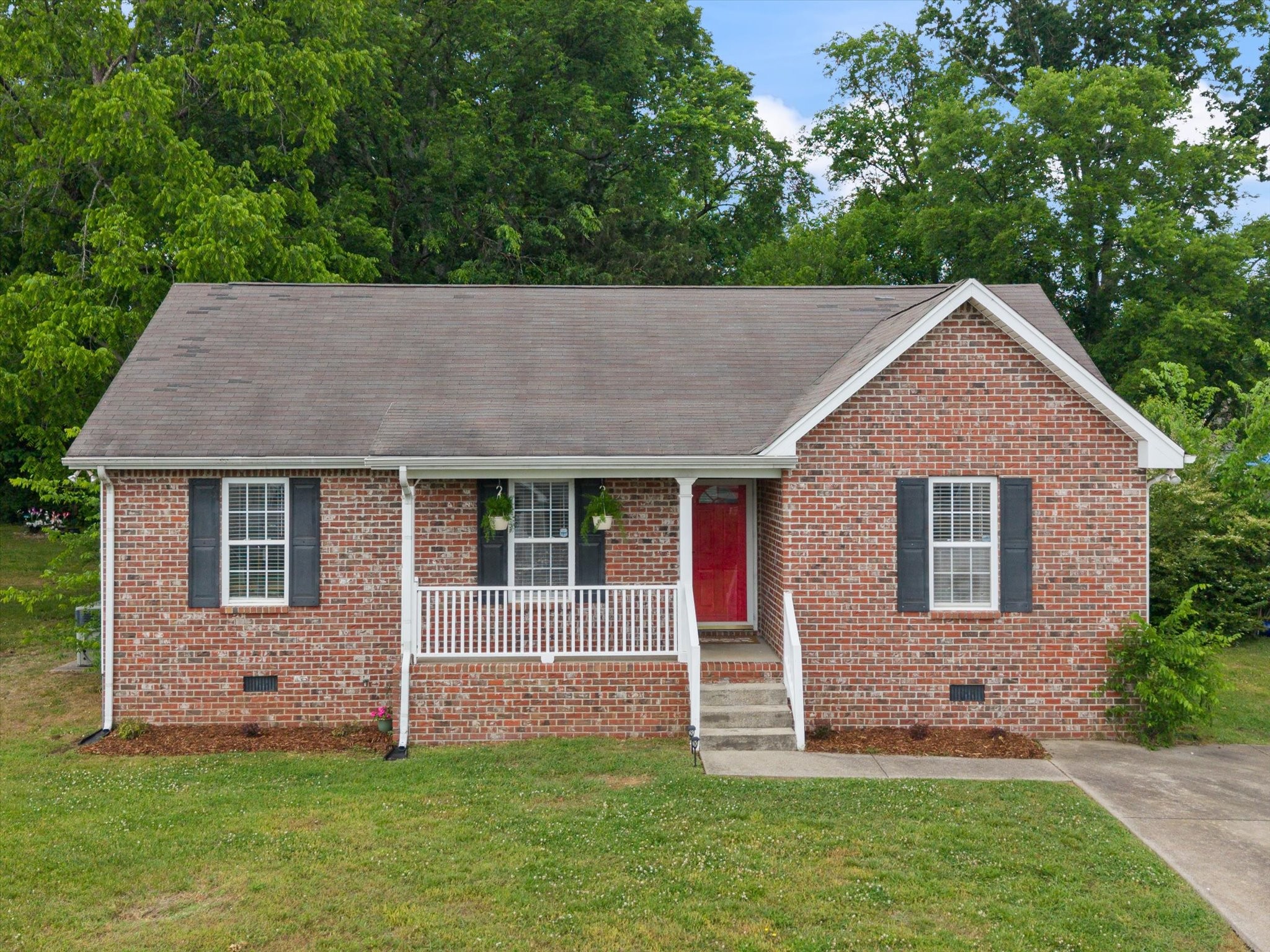 1362 Piercy Ct