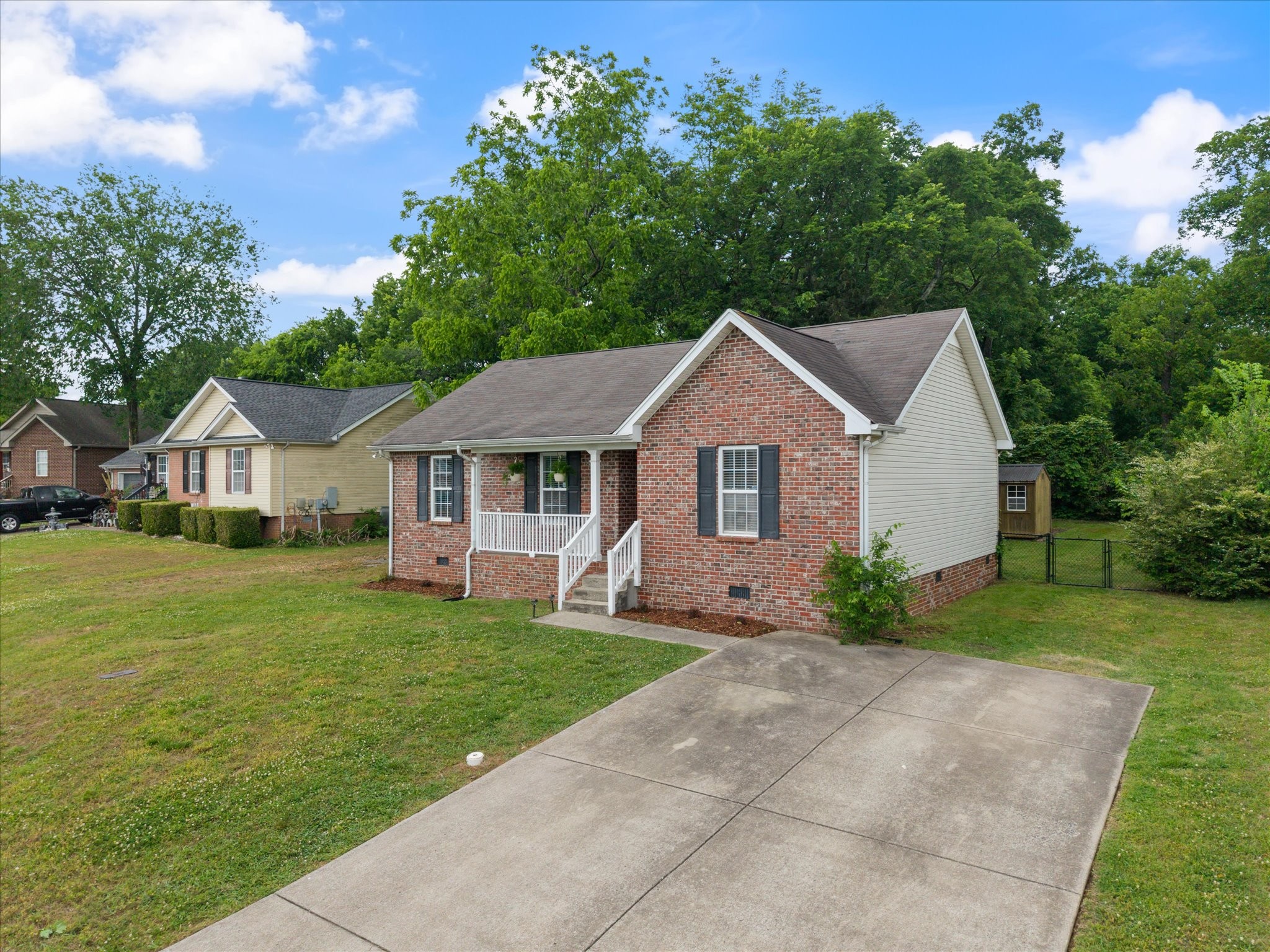 1362 Piercy Ct
