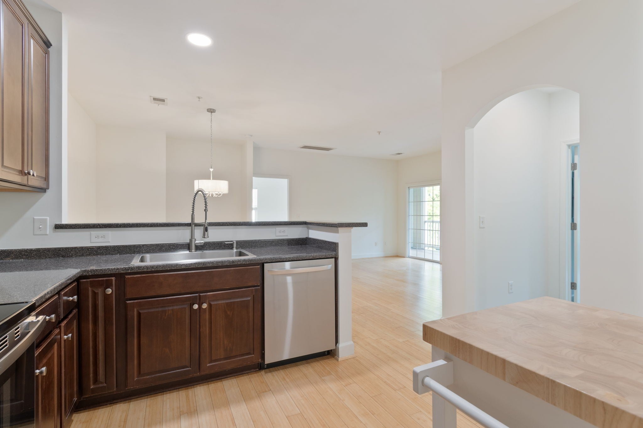4844 Bevendean Dr 13