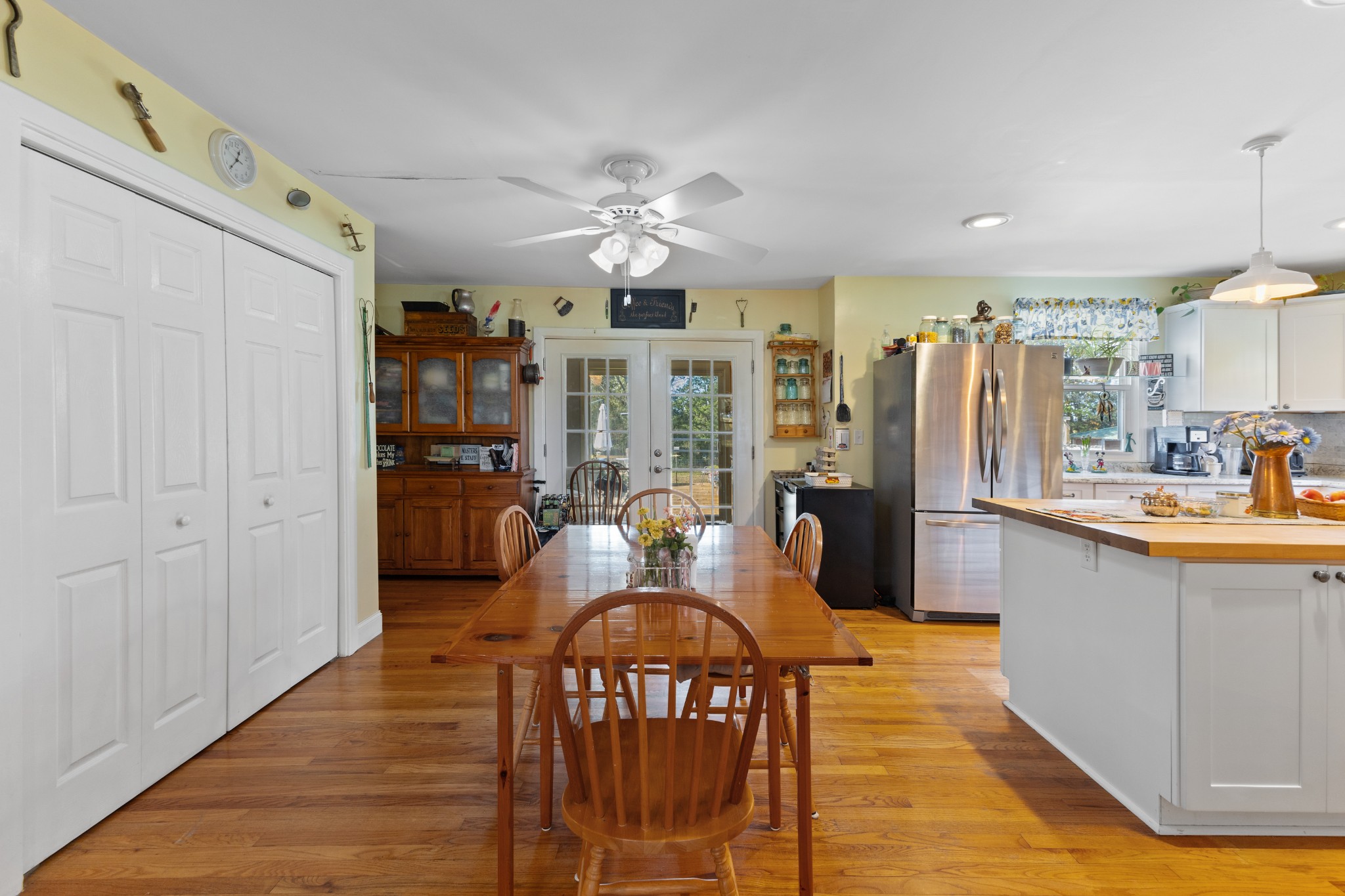 2760 Cave Springs Rd