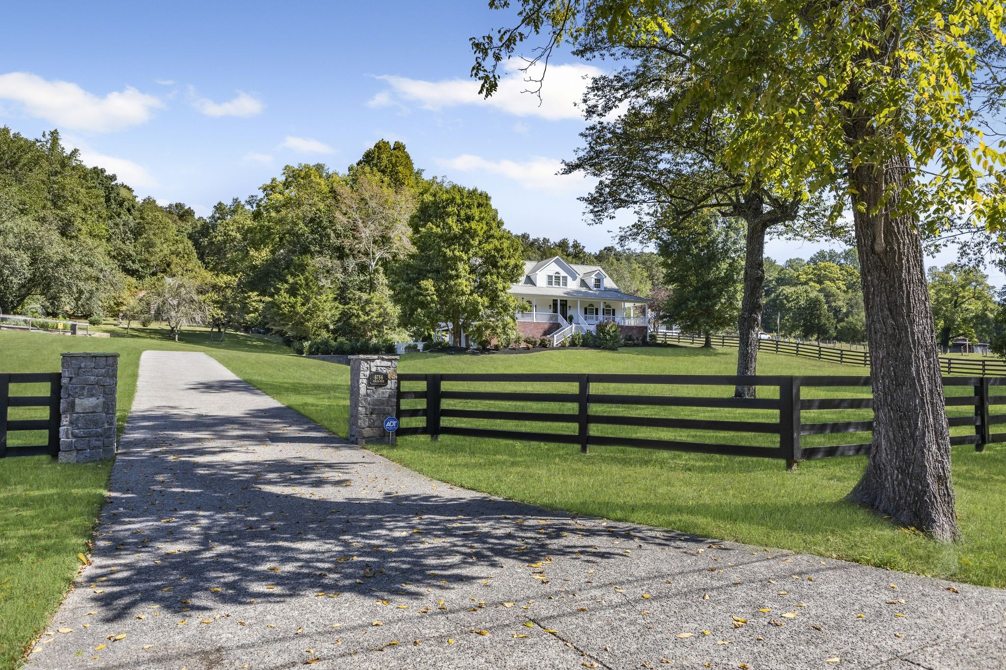 8756 Poplar Creek Rd