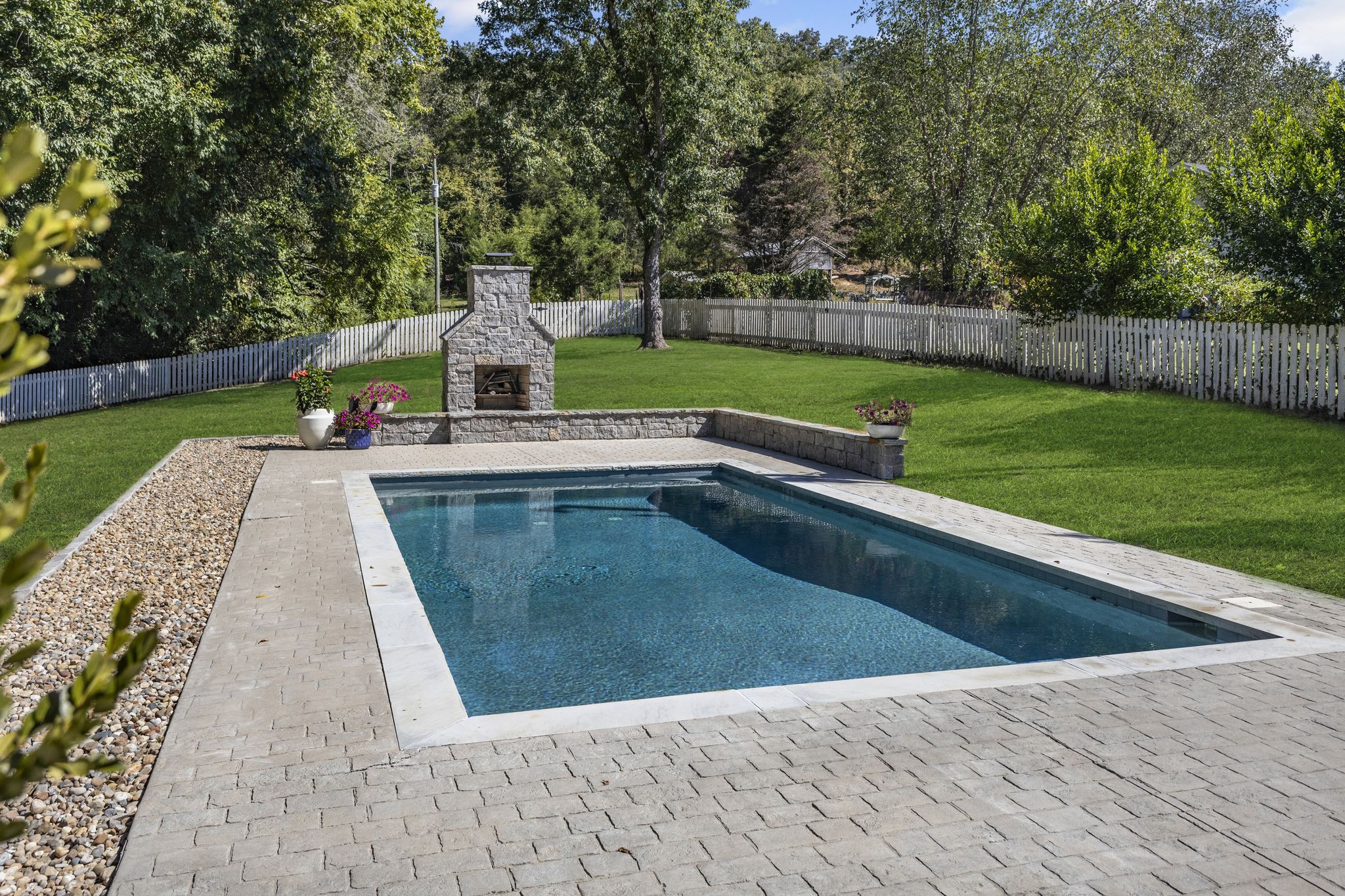 8756 Poplar Creek Rd