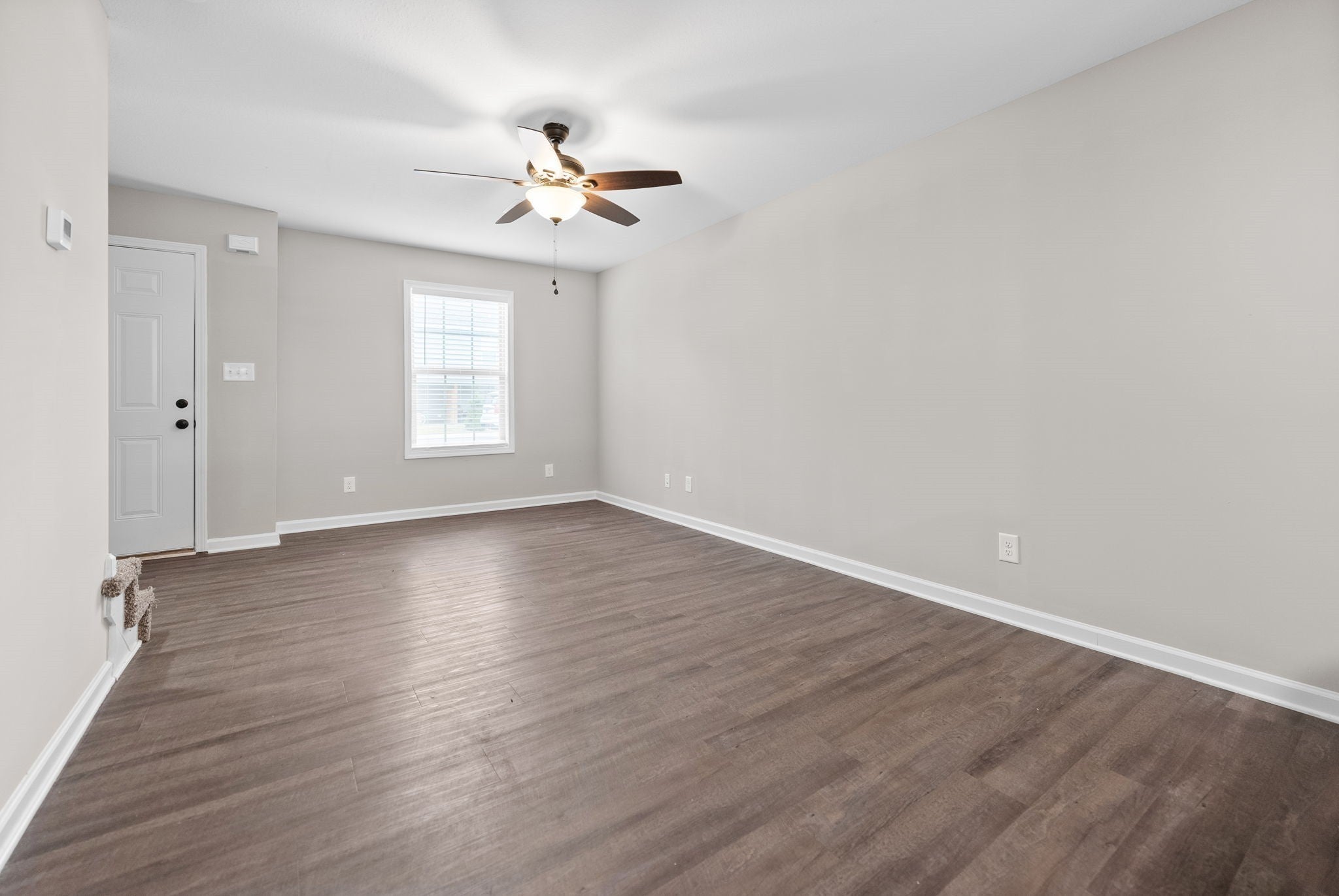 418 Peachers Mill Rd E1