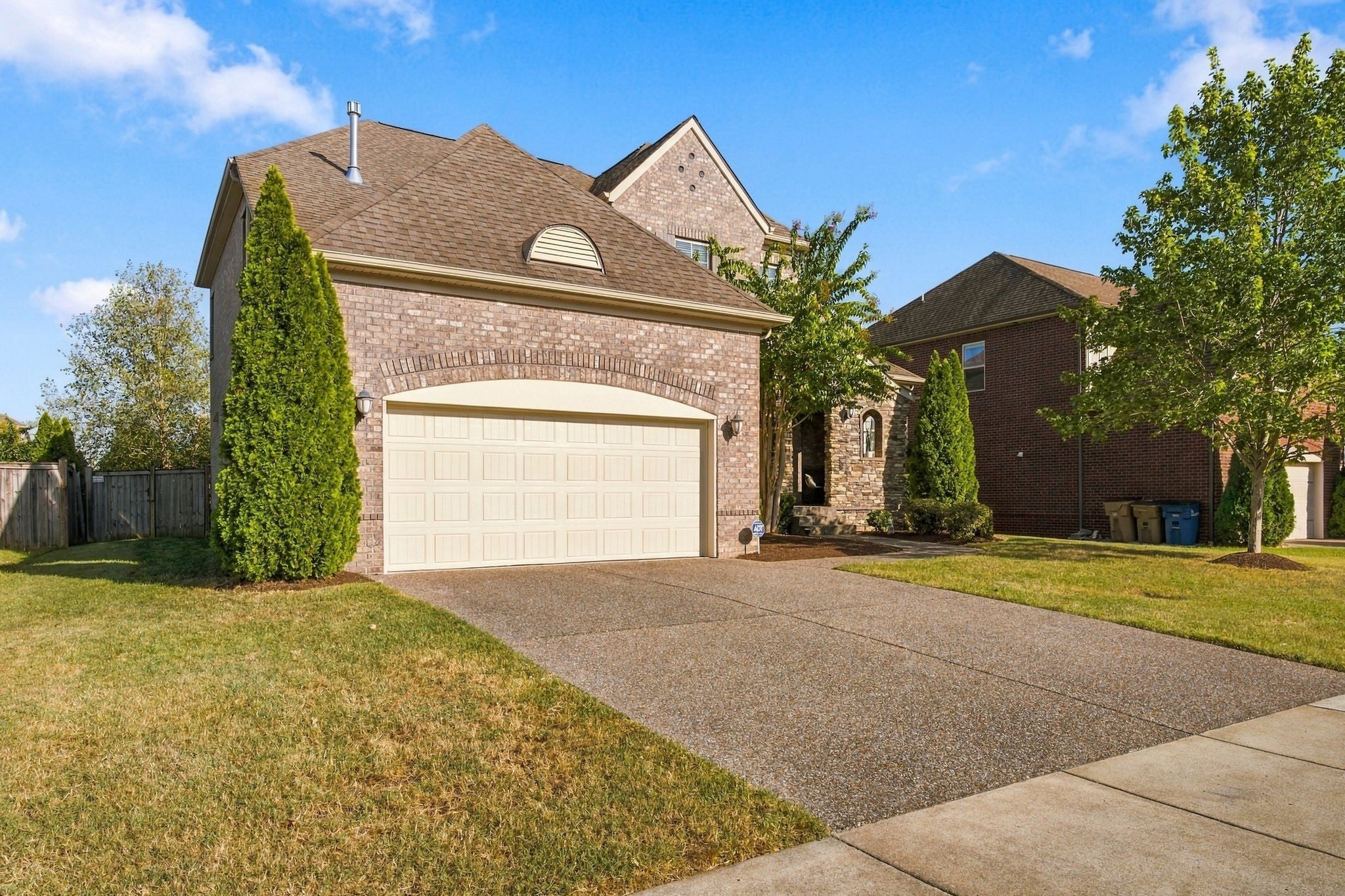 241 Sydney Dr