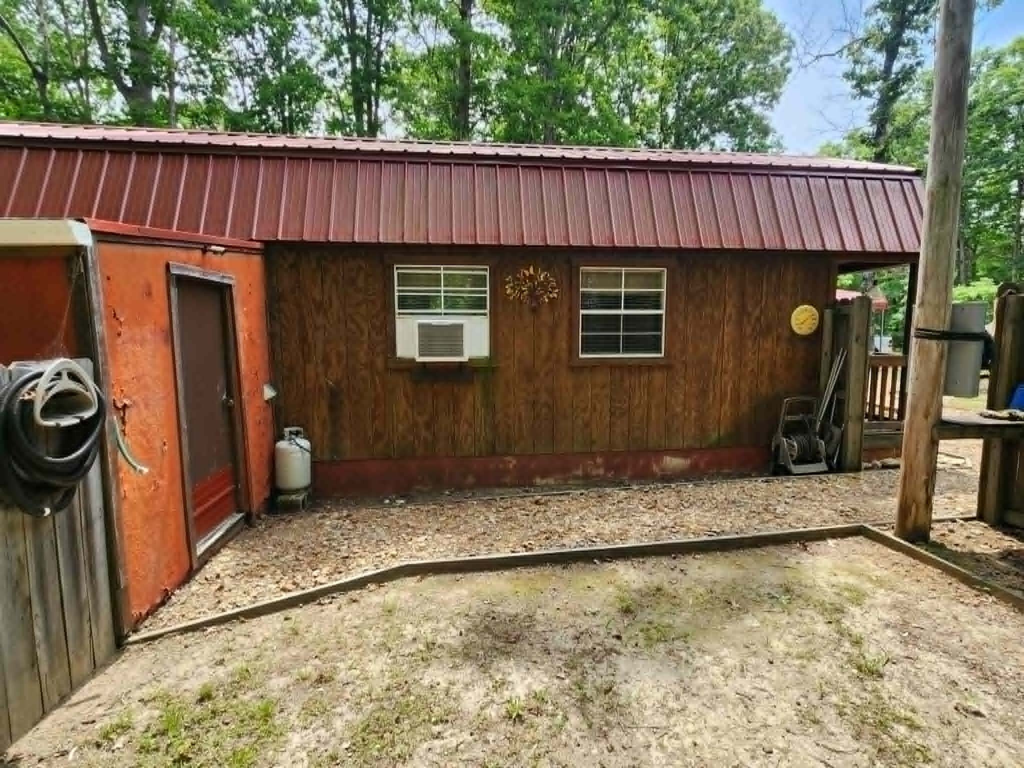 2132 Hidden Valley Dr