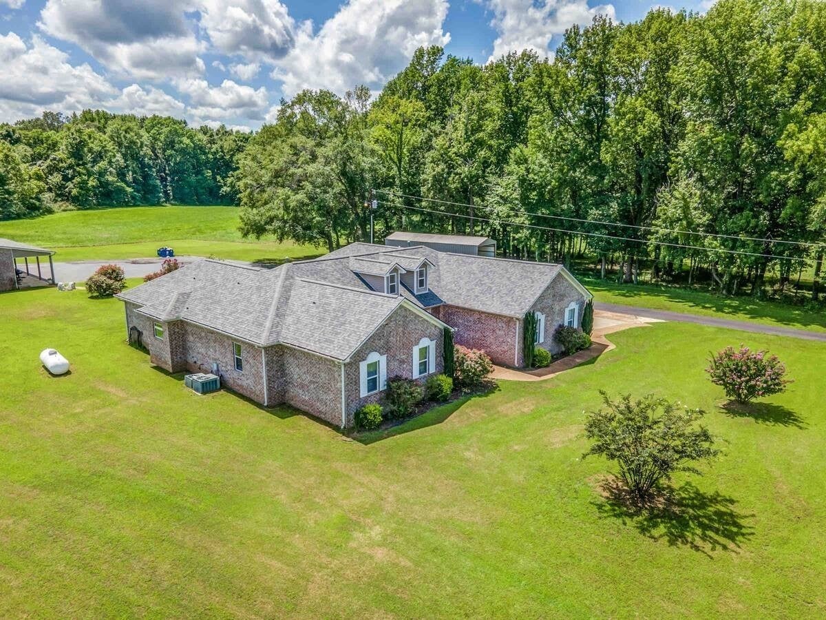 1215 Beaver Creek Dr