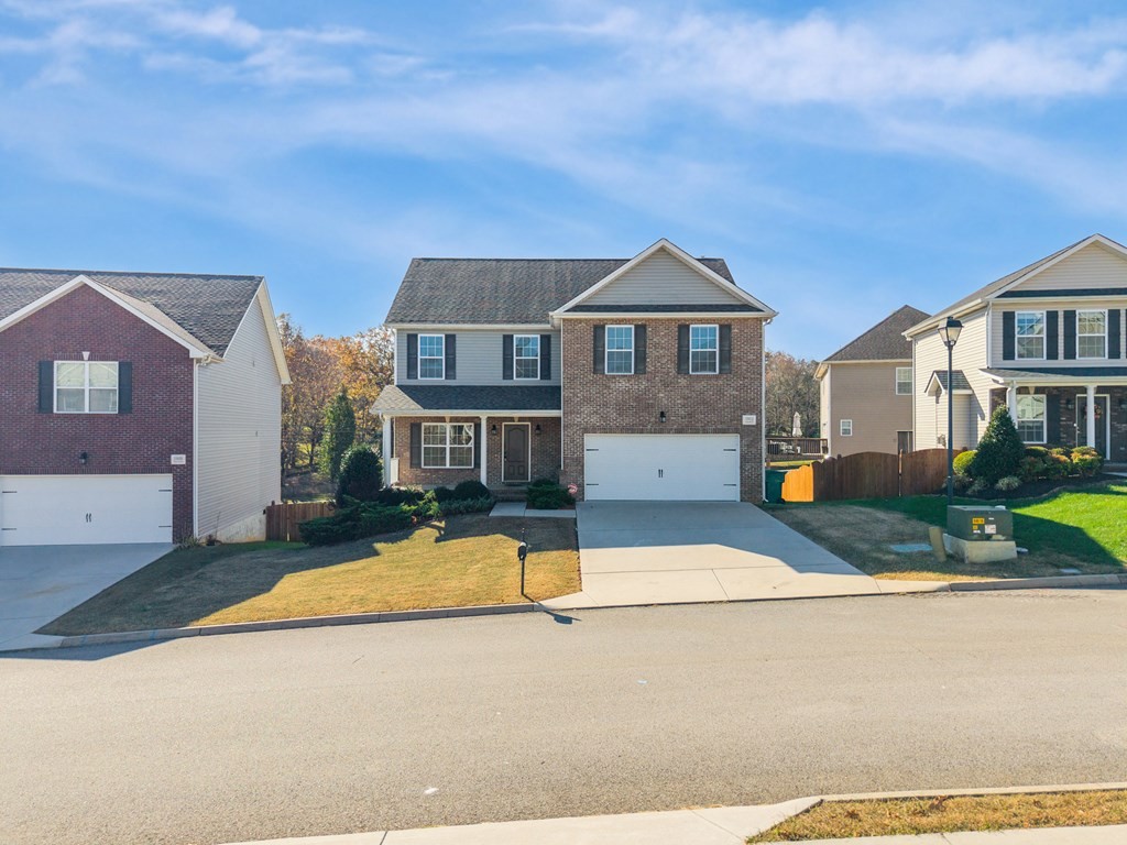 1912 Mahogany Wood Trl