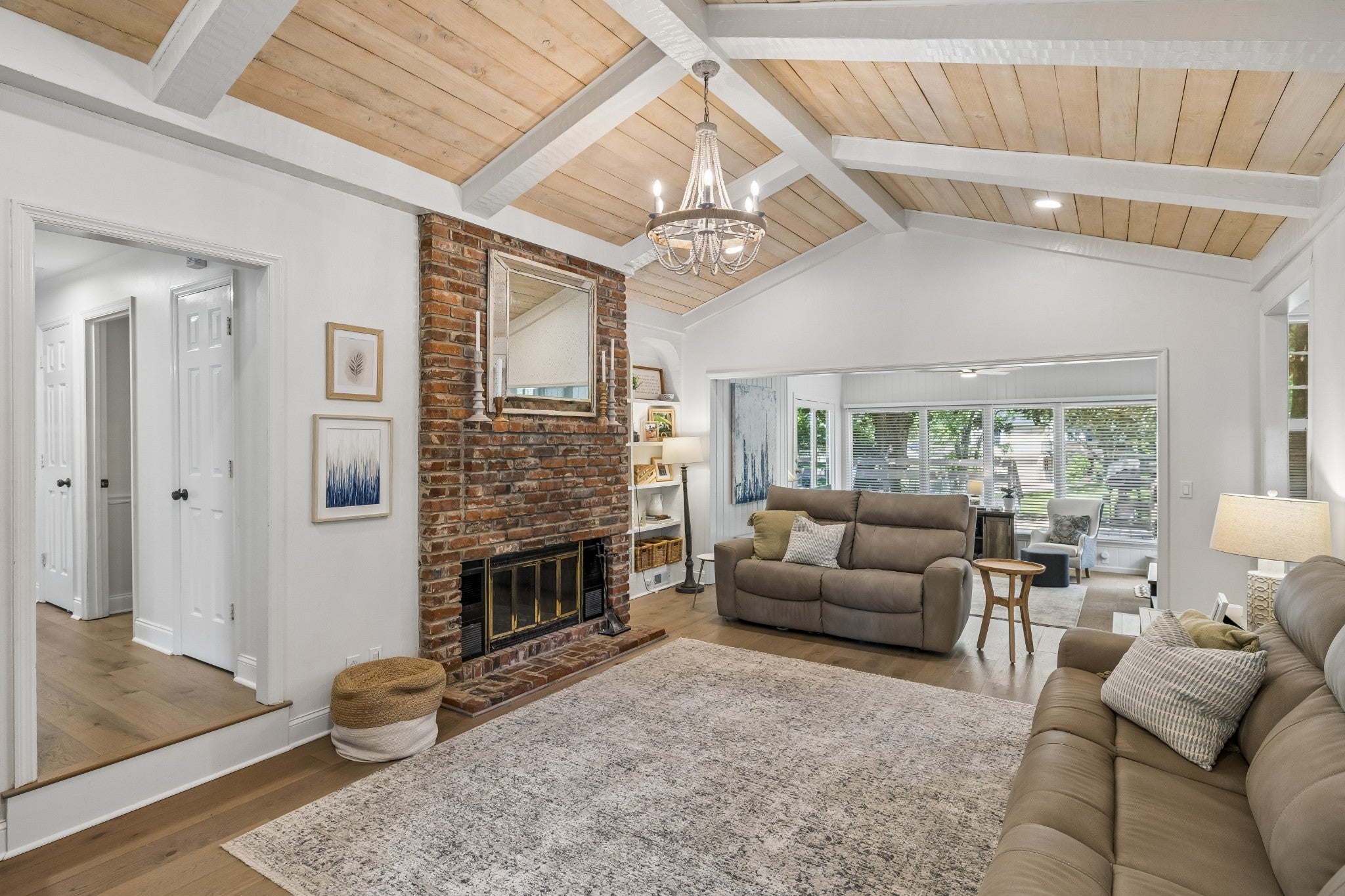 410 Stable Dr