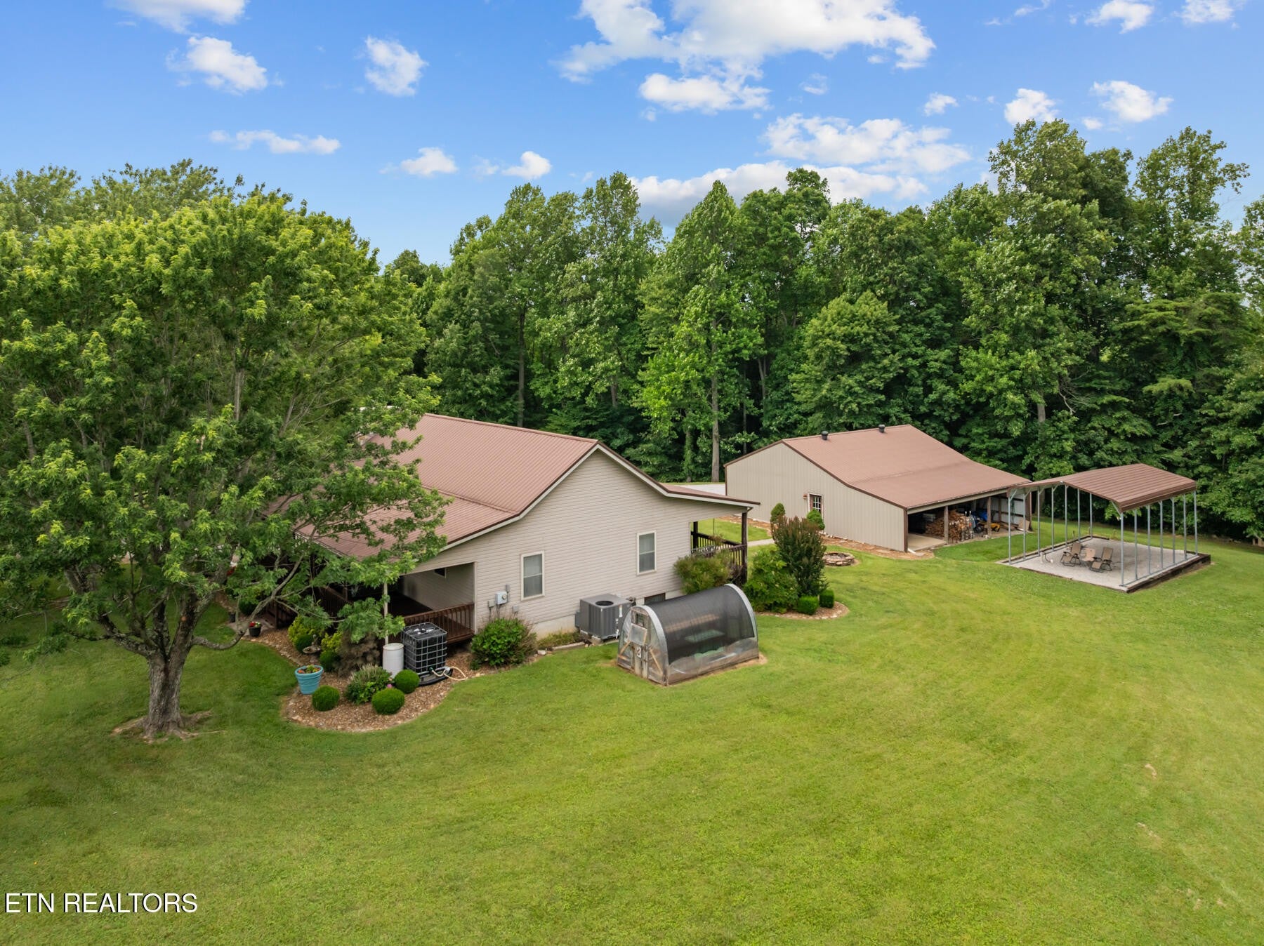 600 Dave Garrett Rd